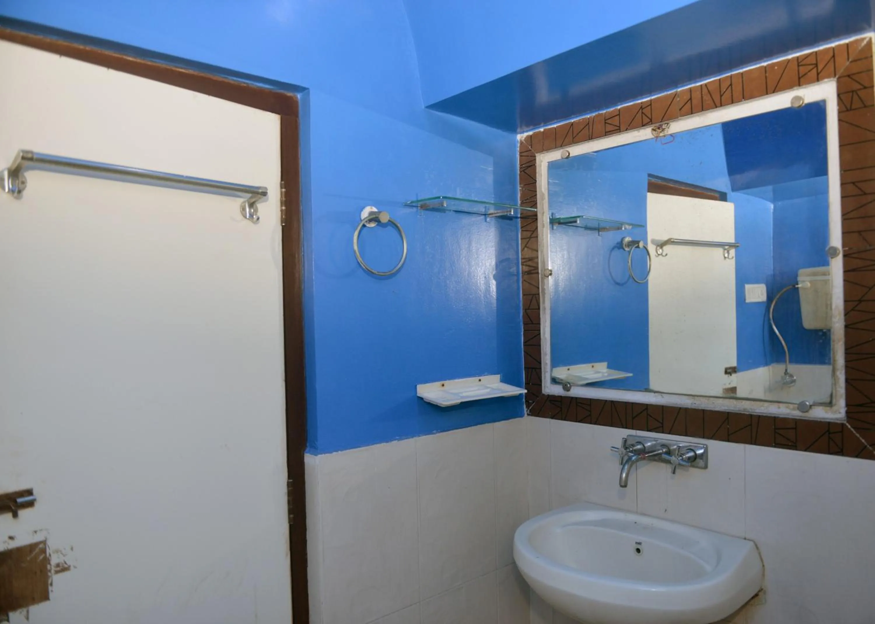 Bathroom in Paradise Homestay Civil Lines