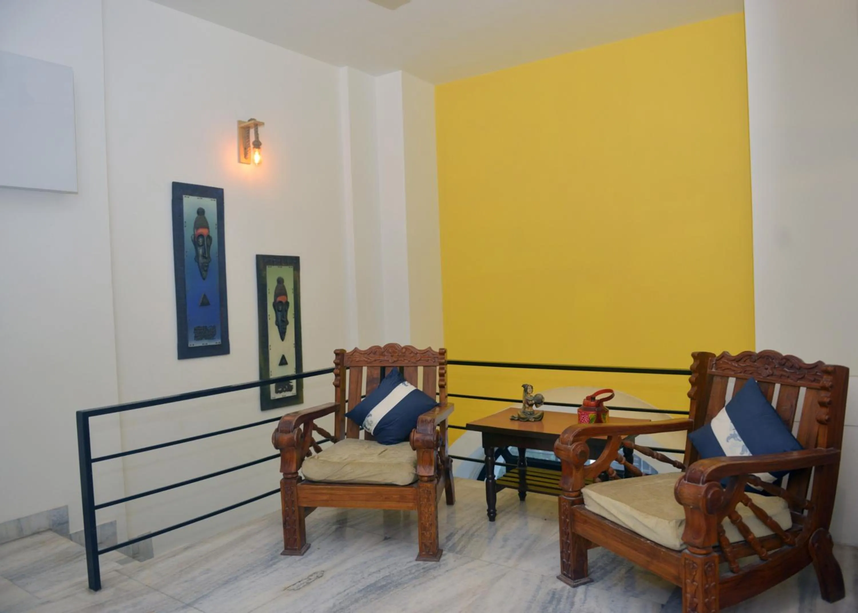 Seating area in Paradise Homestay Civil Lines