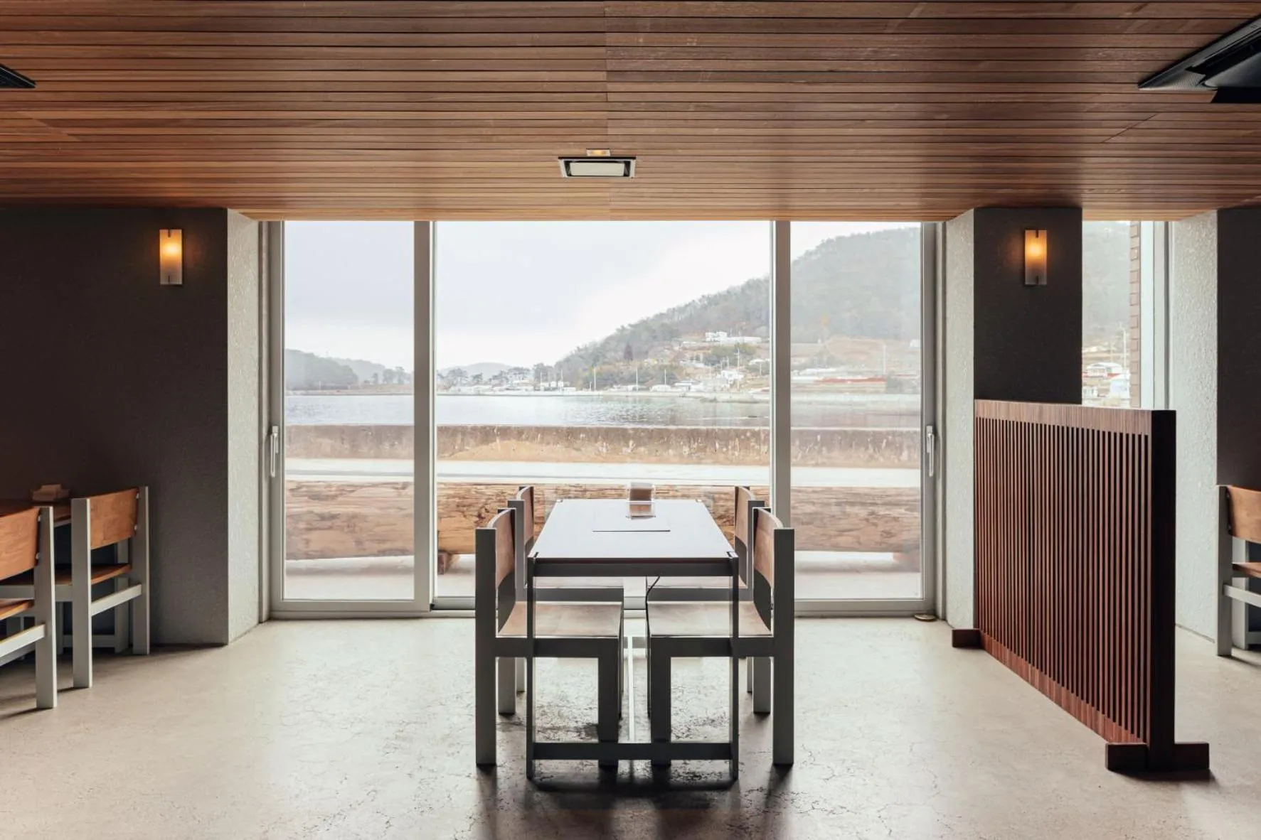 Restaurant/places to eat in IJE Namhae