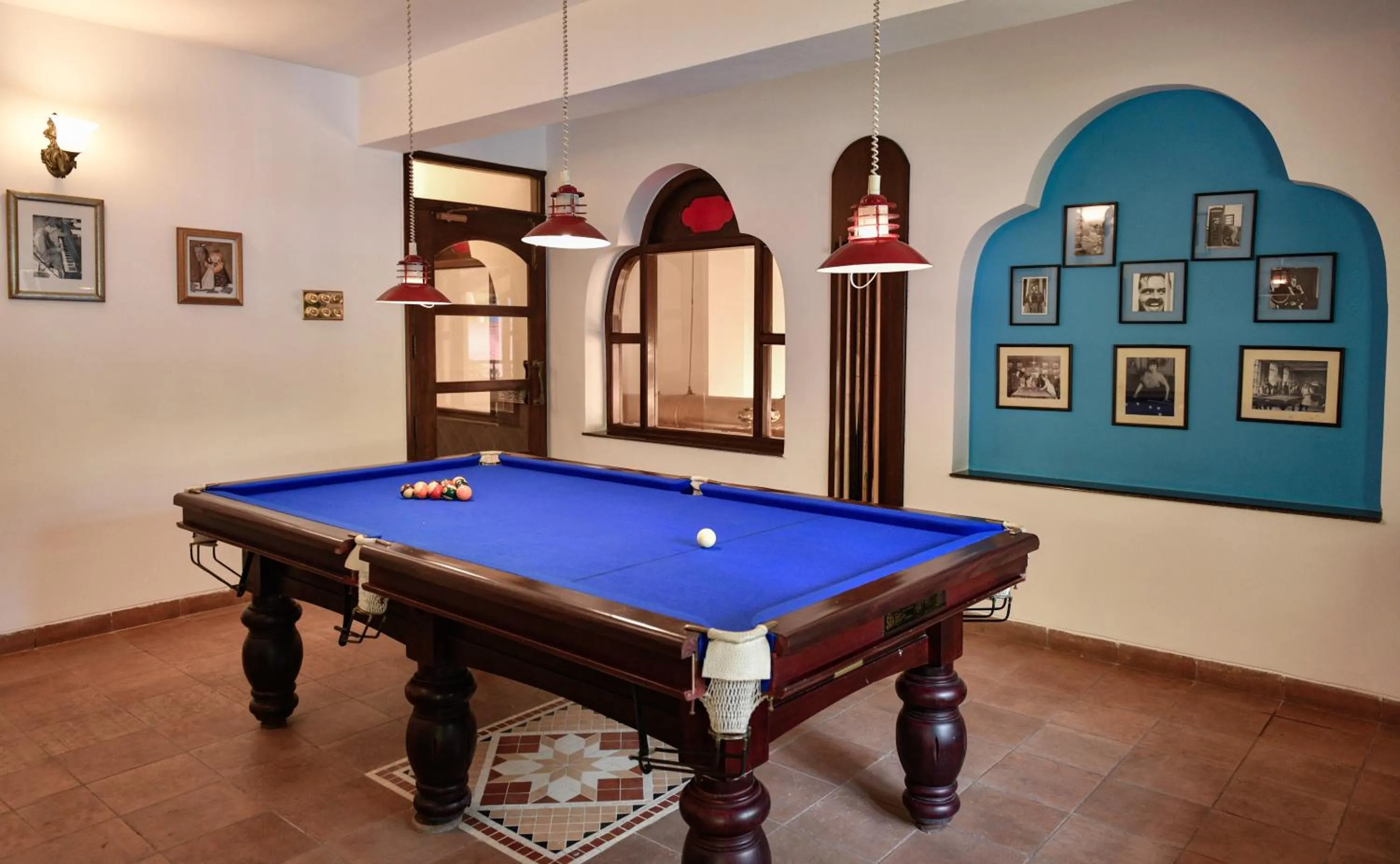 Communal lounge/ TV room in Storii By ITC Hotels, Shanti Morada Goa