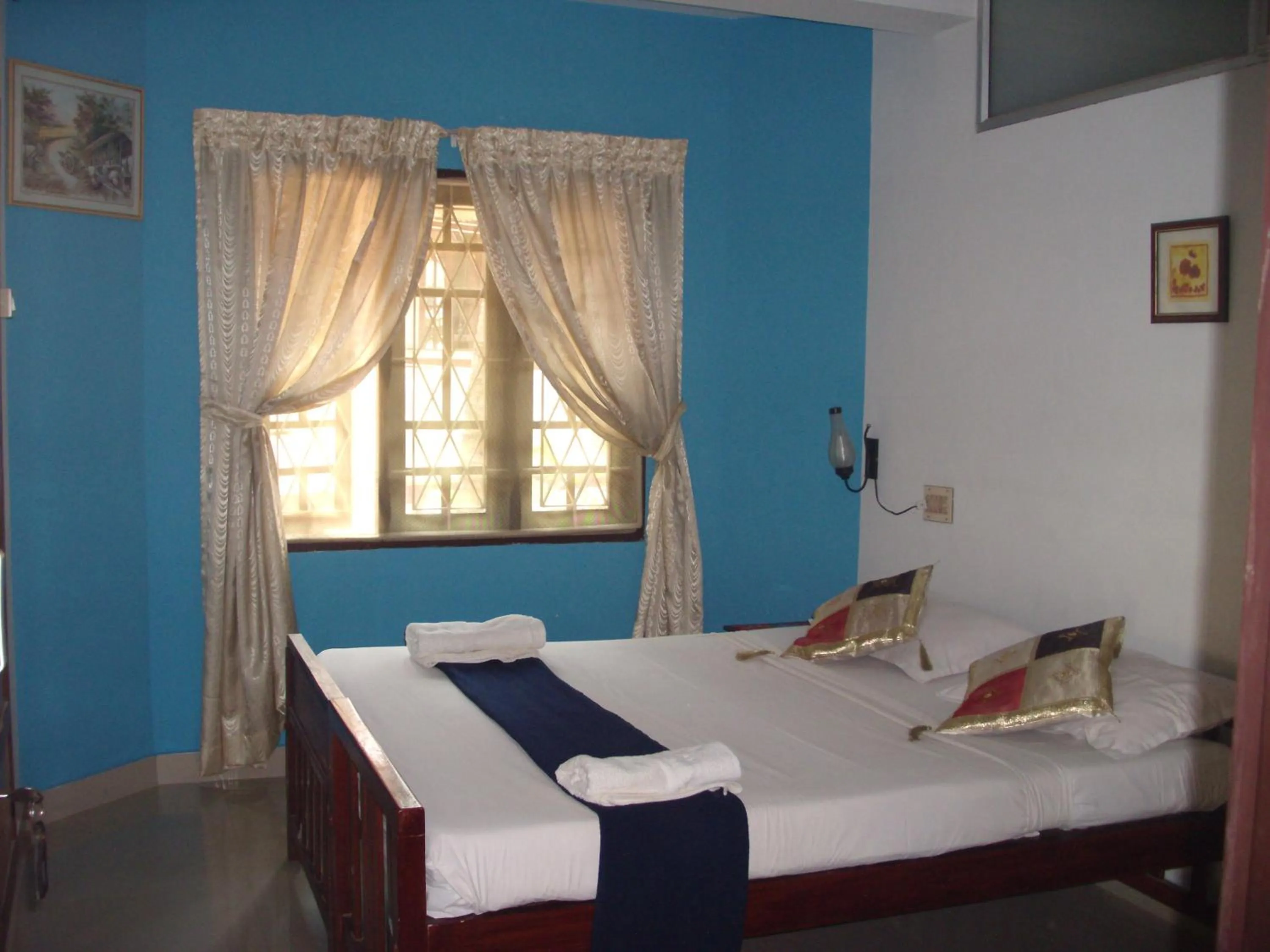 Bed in Lazar Residency Homestay
