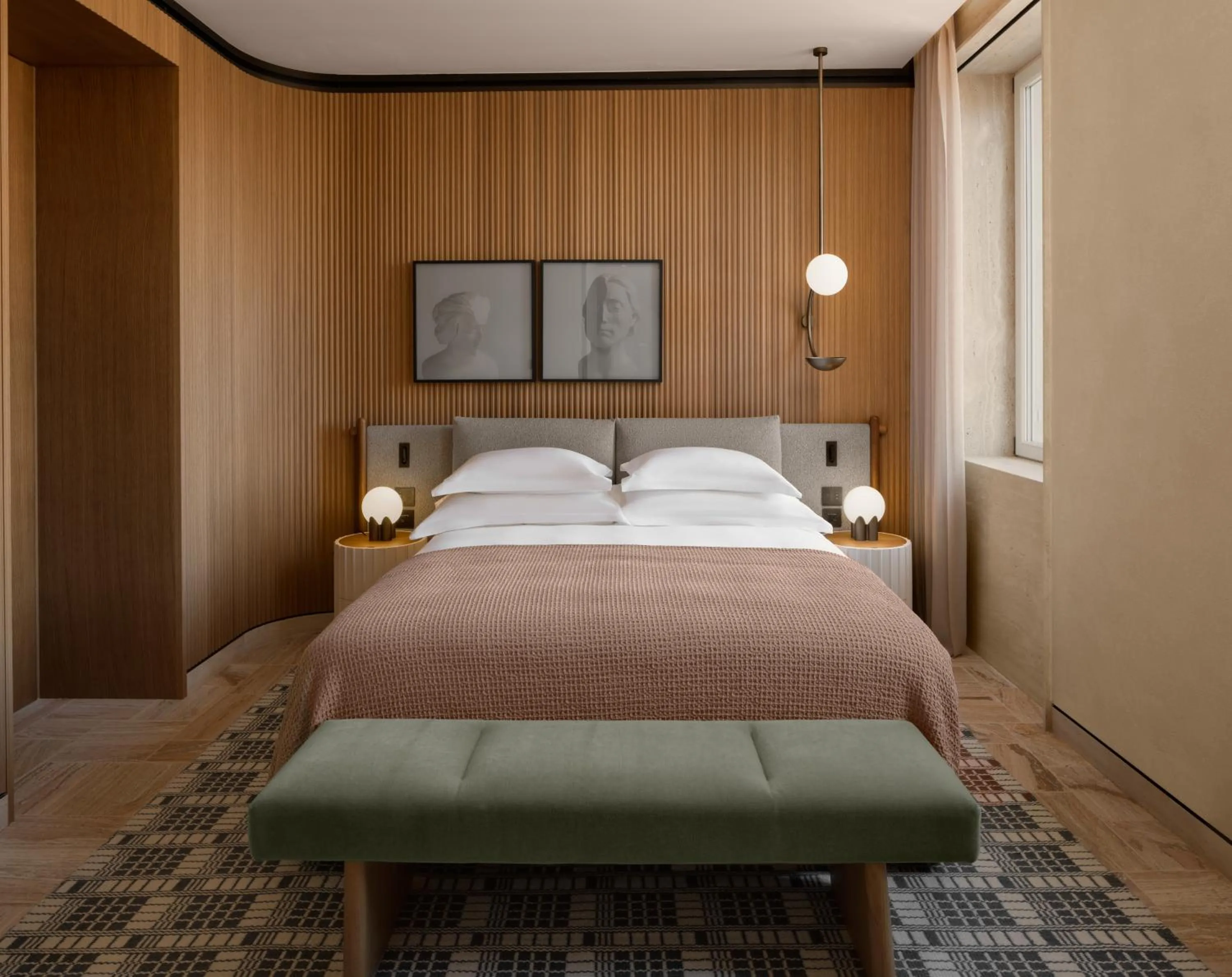 Bedroom, Bed in Six Senses Rome