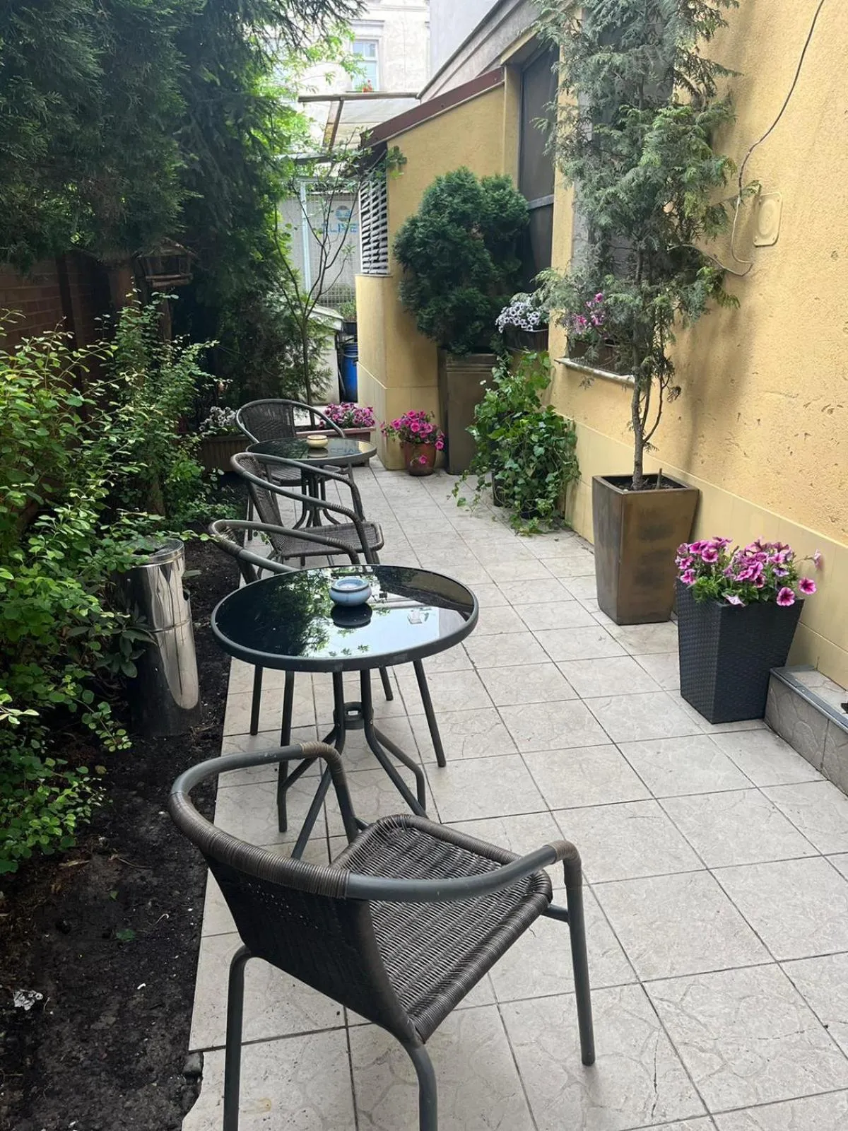 Seating area in Great Polonia Kraków Kazimierz