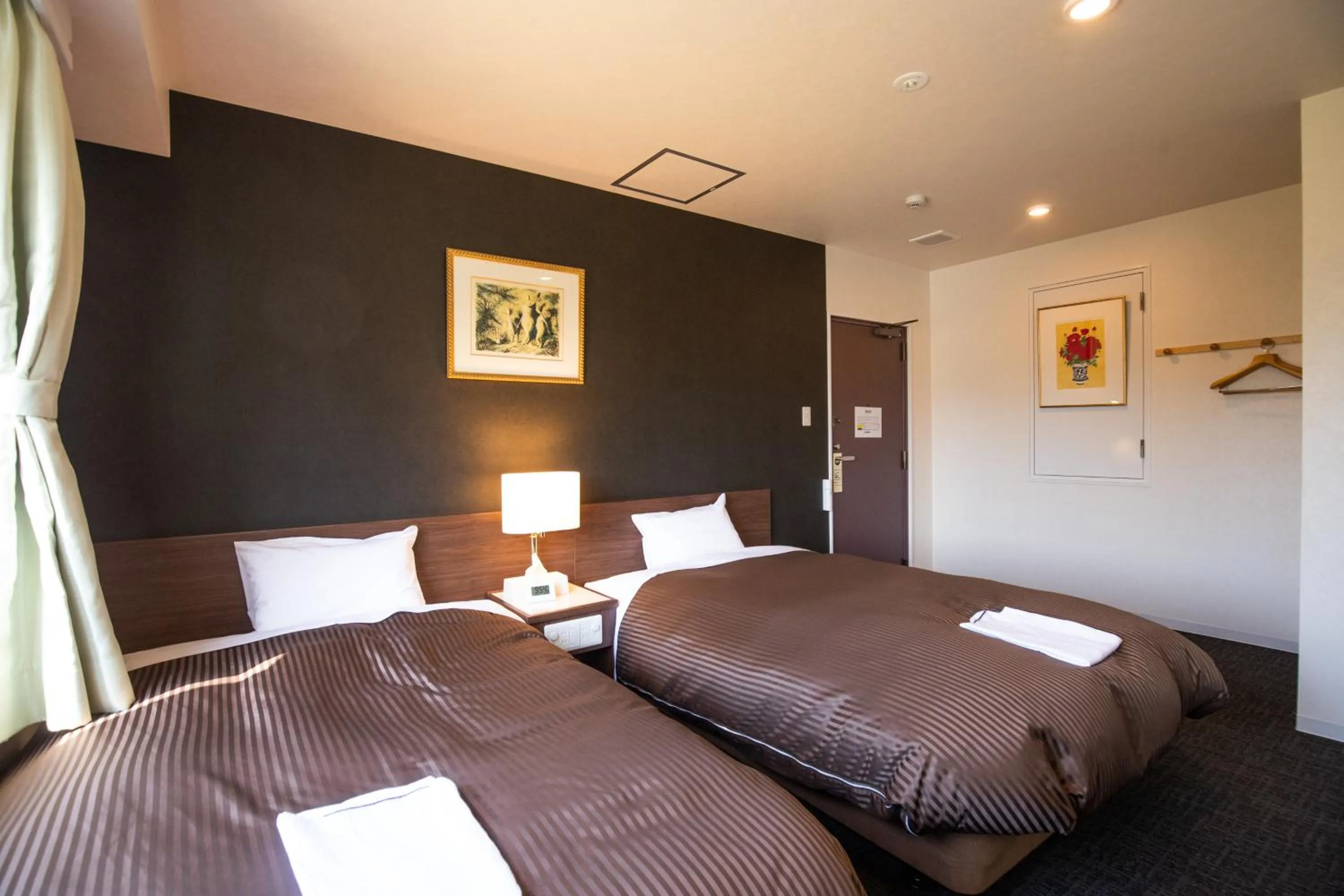 Photo of the whole room, Bed in Usa Hotel Riverside