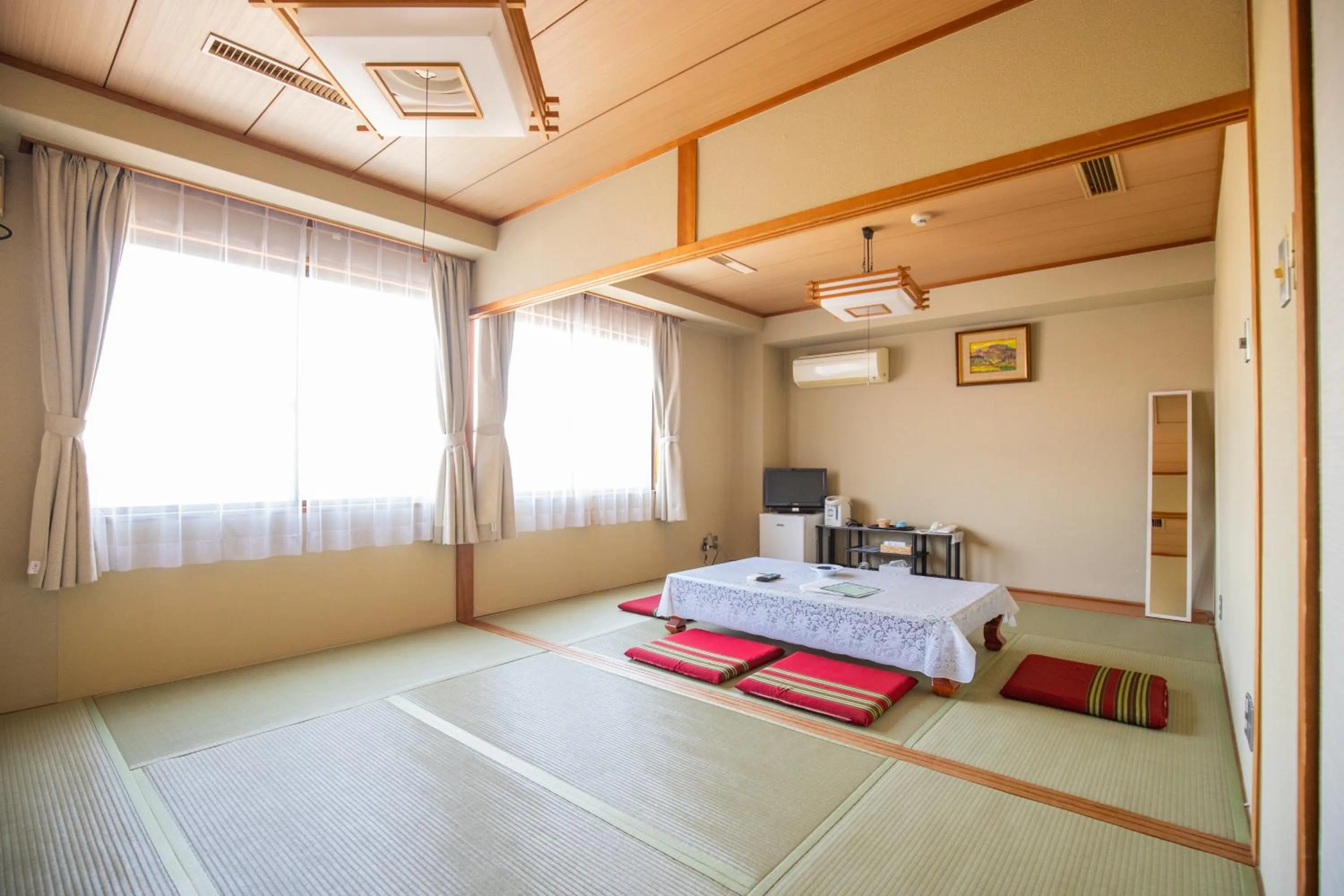 Photo of the whole room, Bed in Usa Hotel Riverside