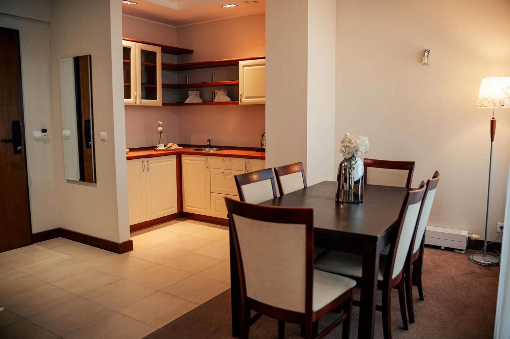 Kitchen or kitchenette in Hotel Kuracyjny Spa & Wellness