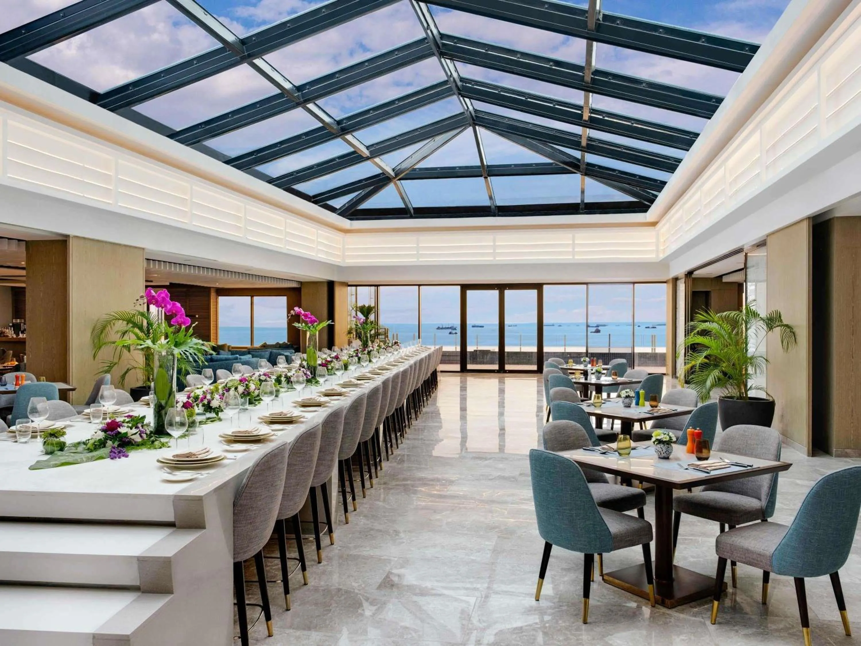 Property building in Admiral Hotel Manila - MGallery Collection