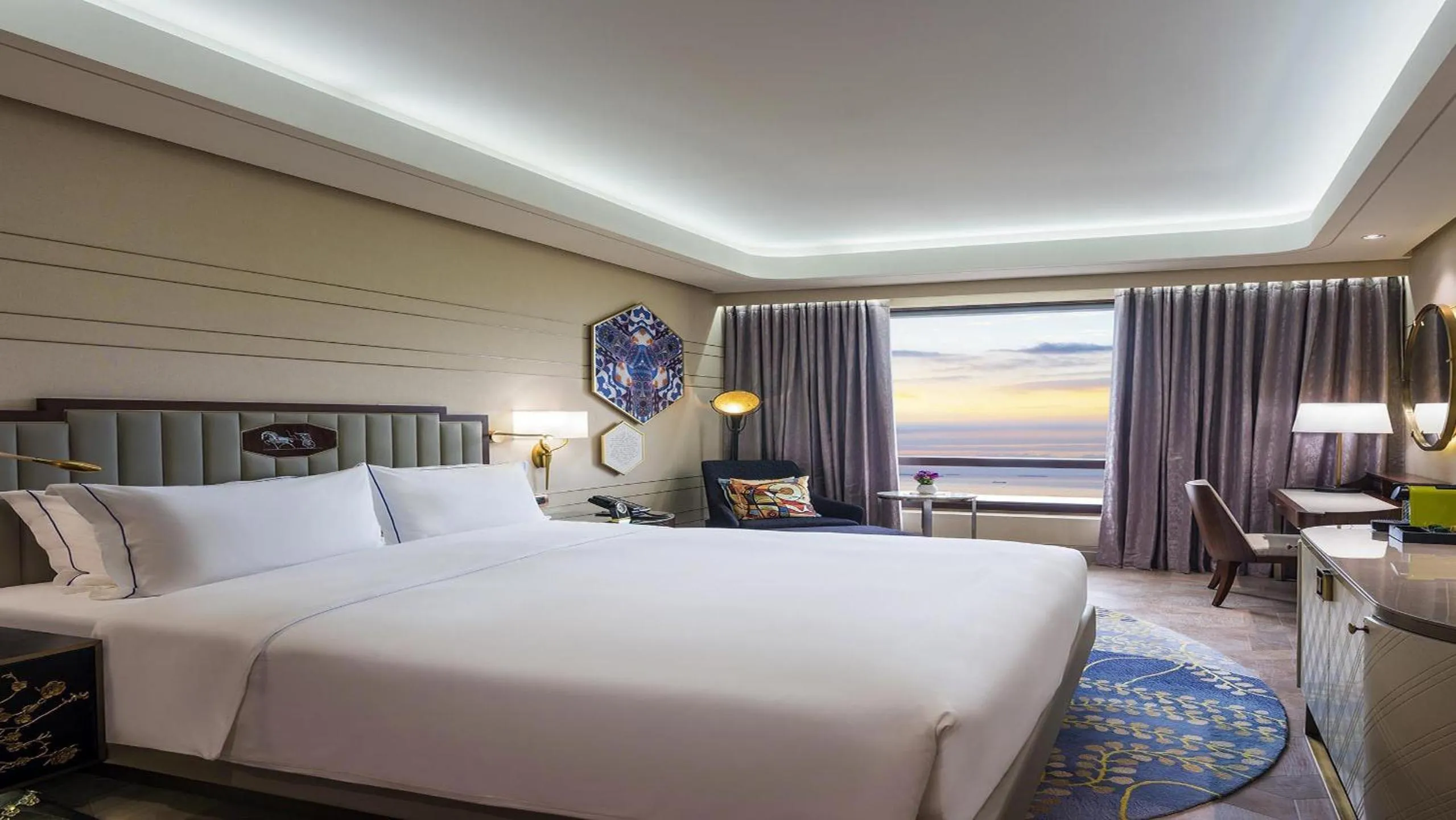 Bedroom, Bed in Admiral Hotel Manila - MGallery Collection