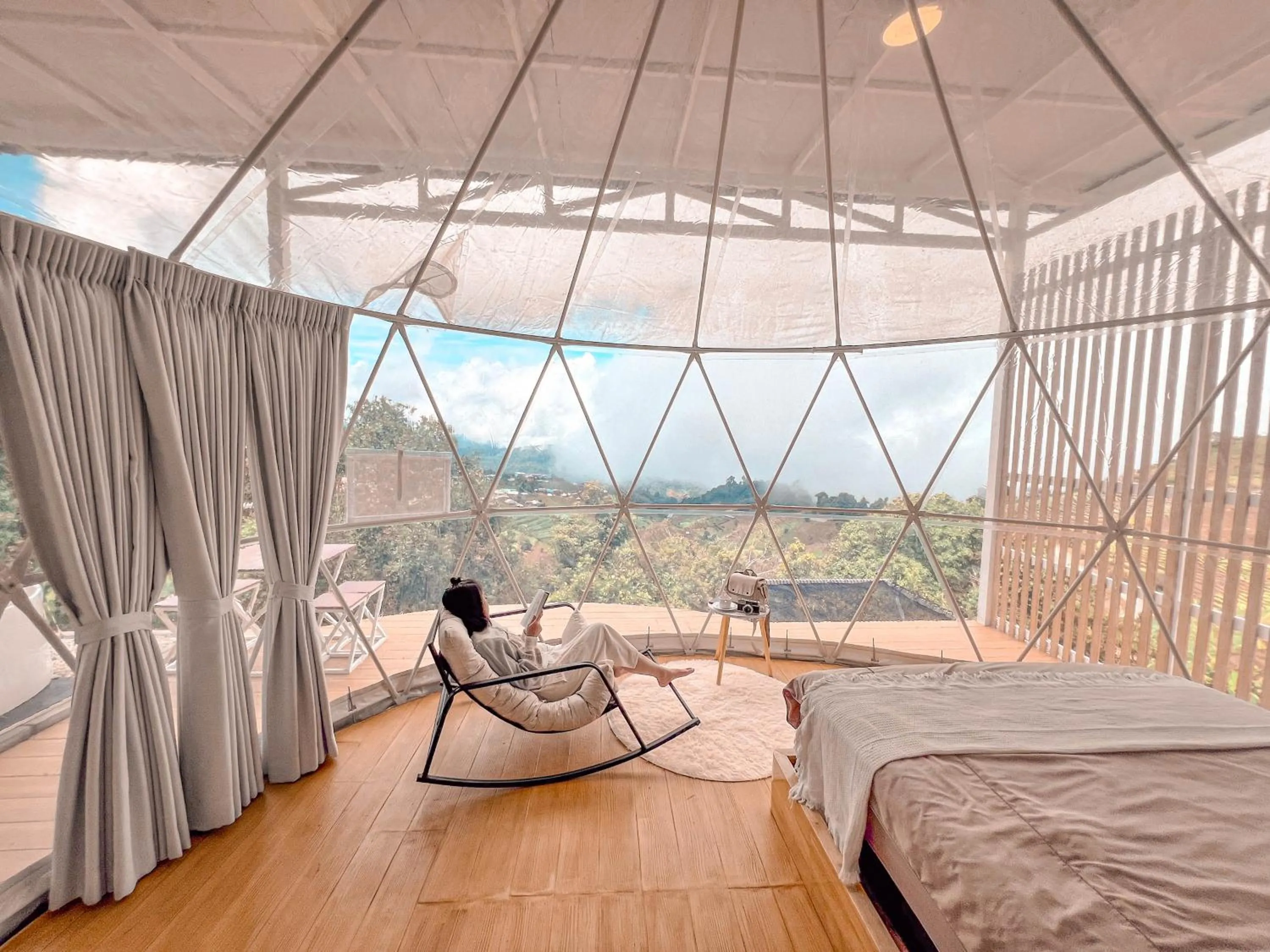 Bed in ม่อนชาพาเพลิน ม่อนแจ่ม Monchapaplearn Monjam