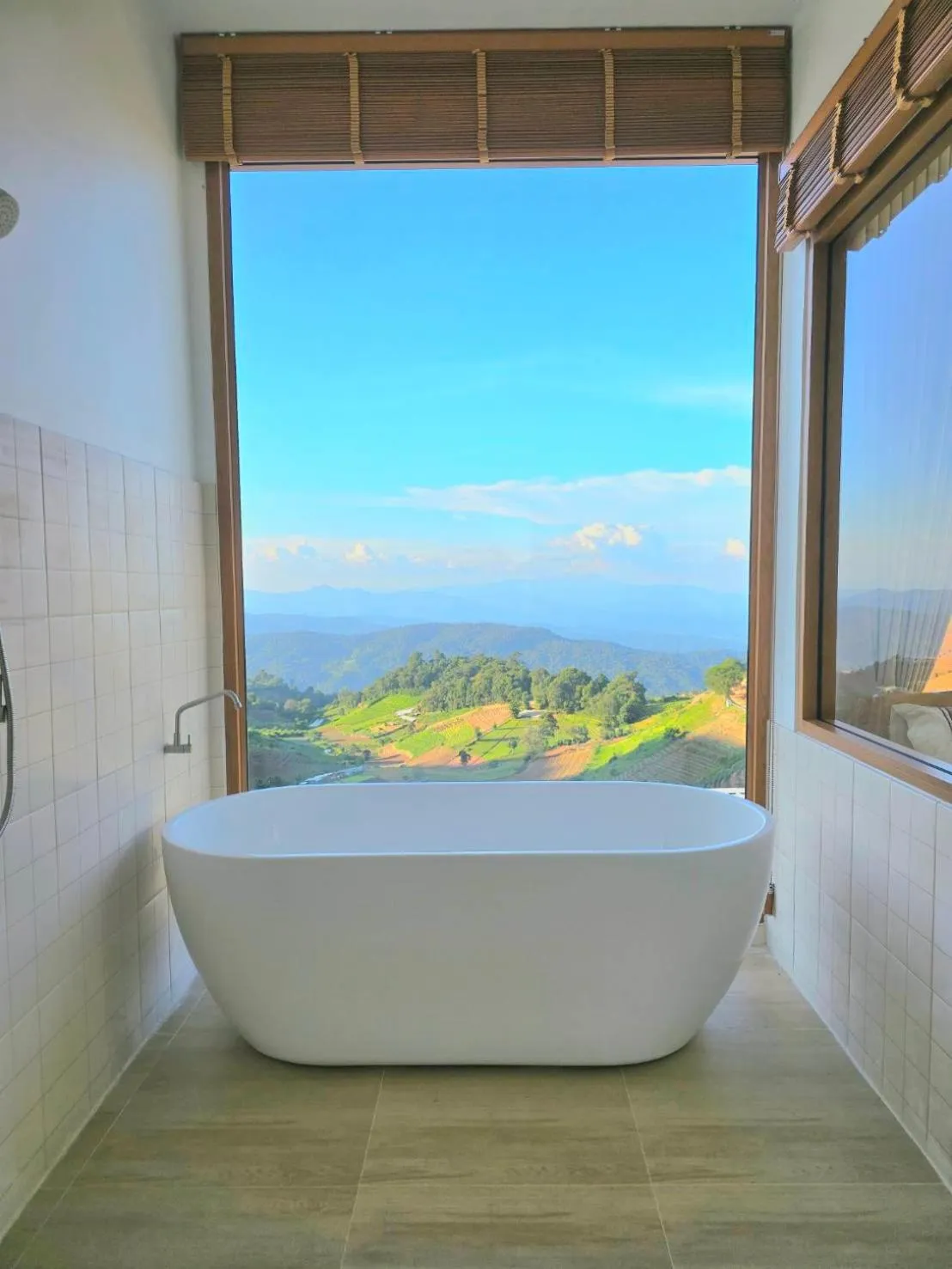 Natural landscape in ม่อนชาพาเพลิน ม่อนแจ่ม Monchapaplearn Monjam