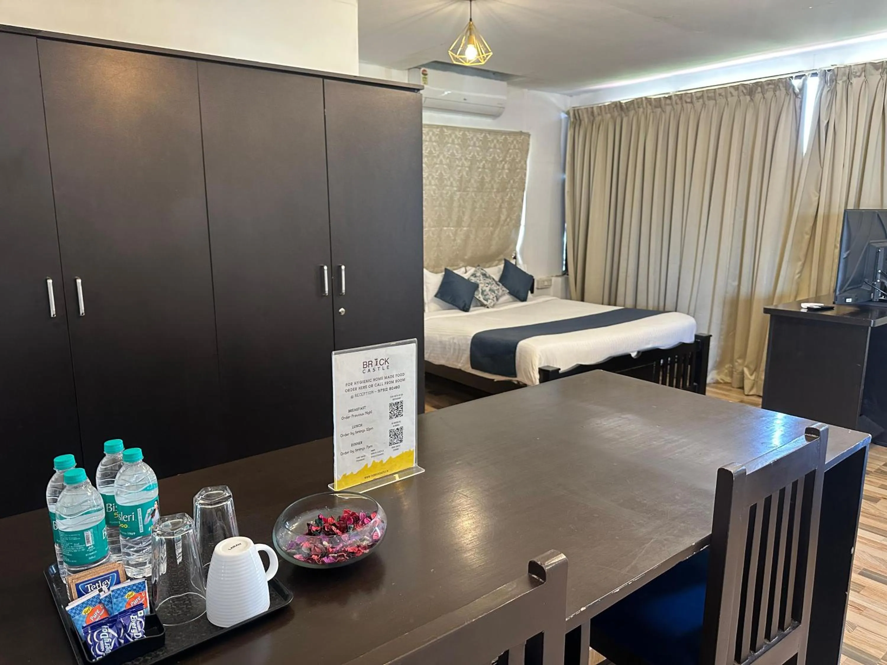 Dining area, Bed in BRICK CASTLE