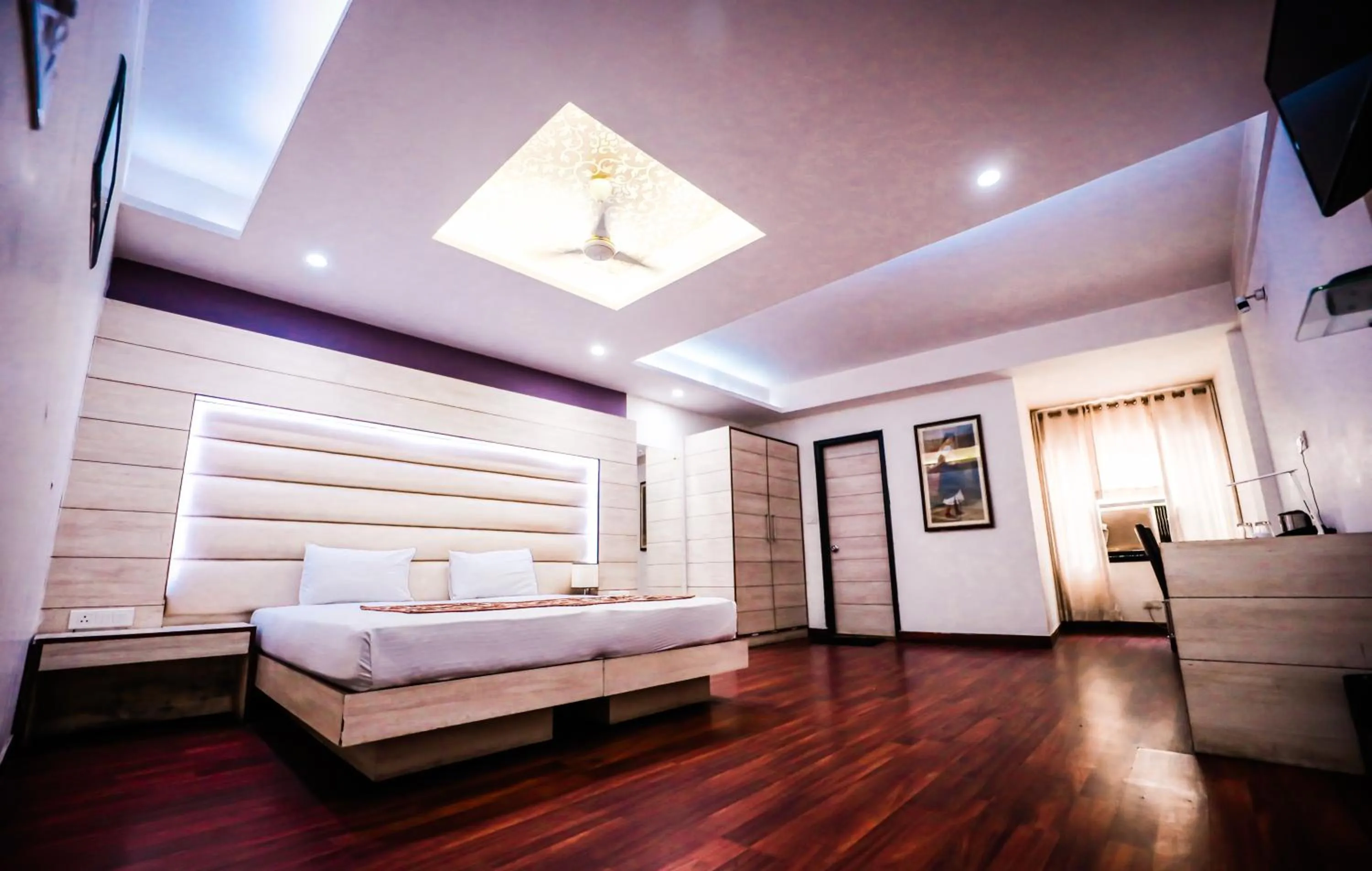 Bedroom, Bed in HOMANSH GALAXY HOTEL