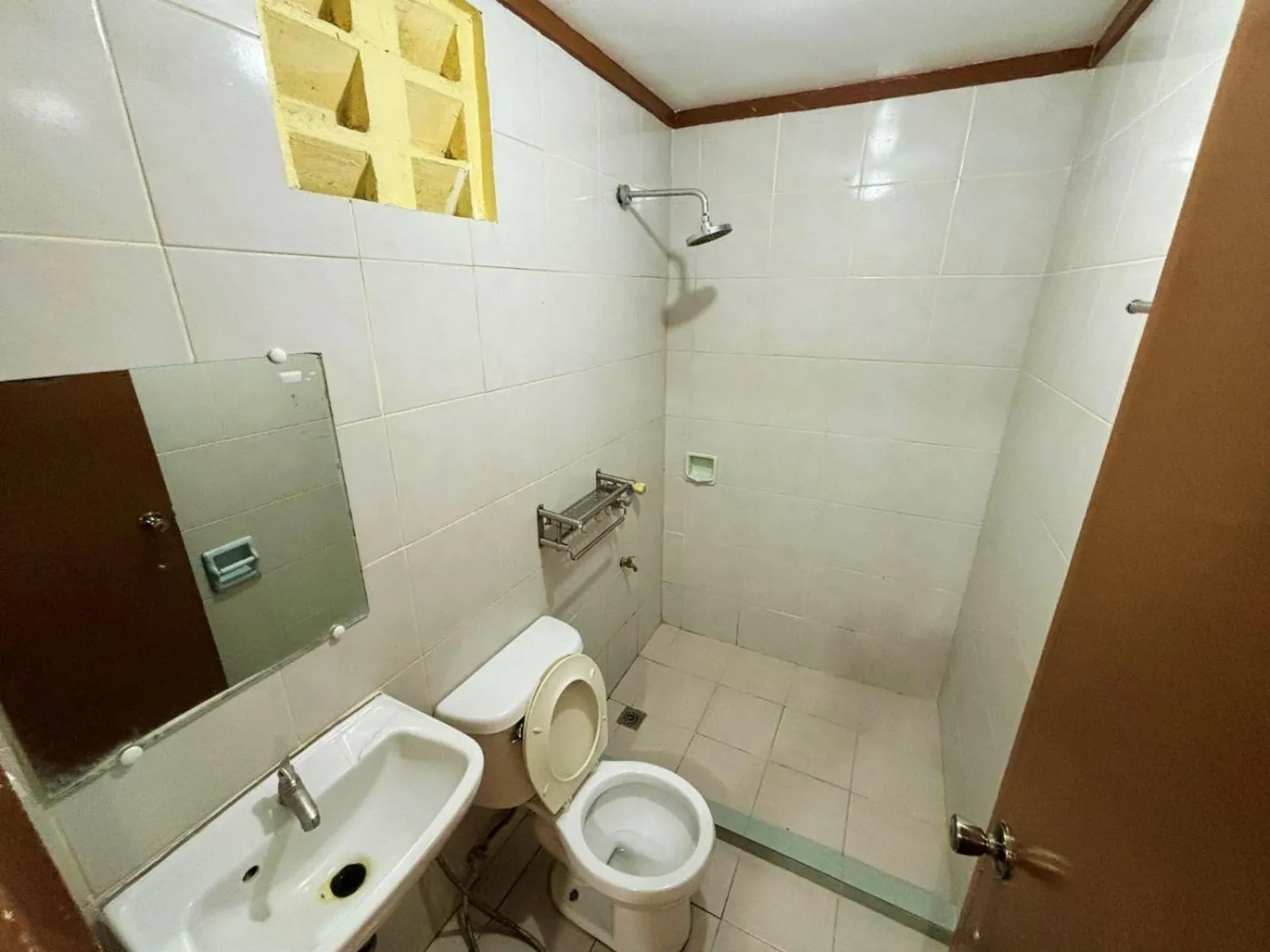 White Beach Hotel Puerto Galera powered by Cocotel