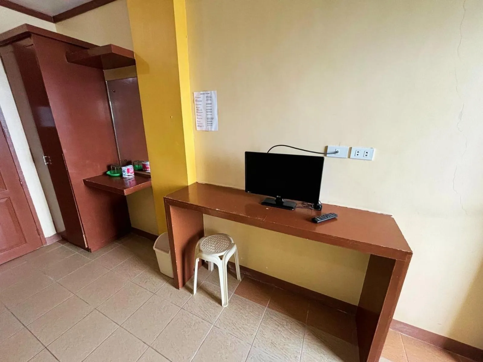 White Beach Hotel Puerto Galera powered by Cocotel