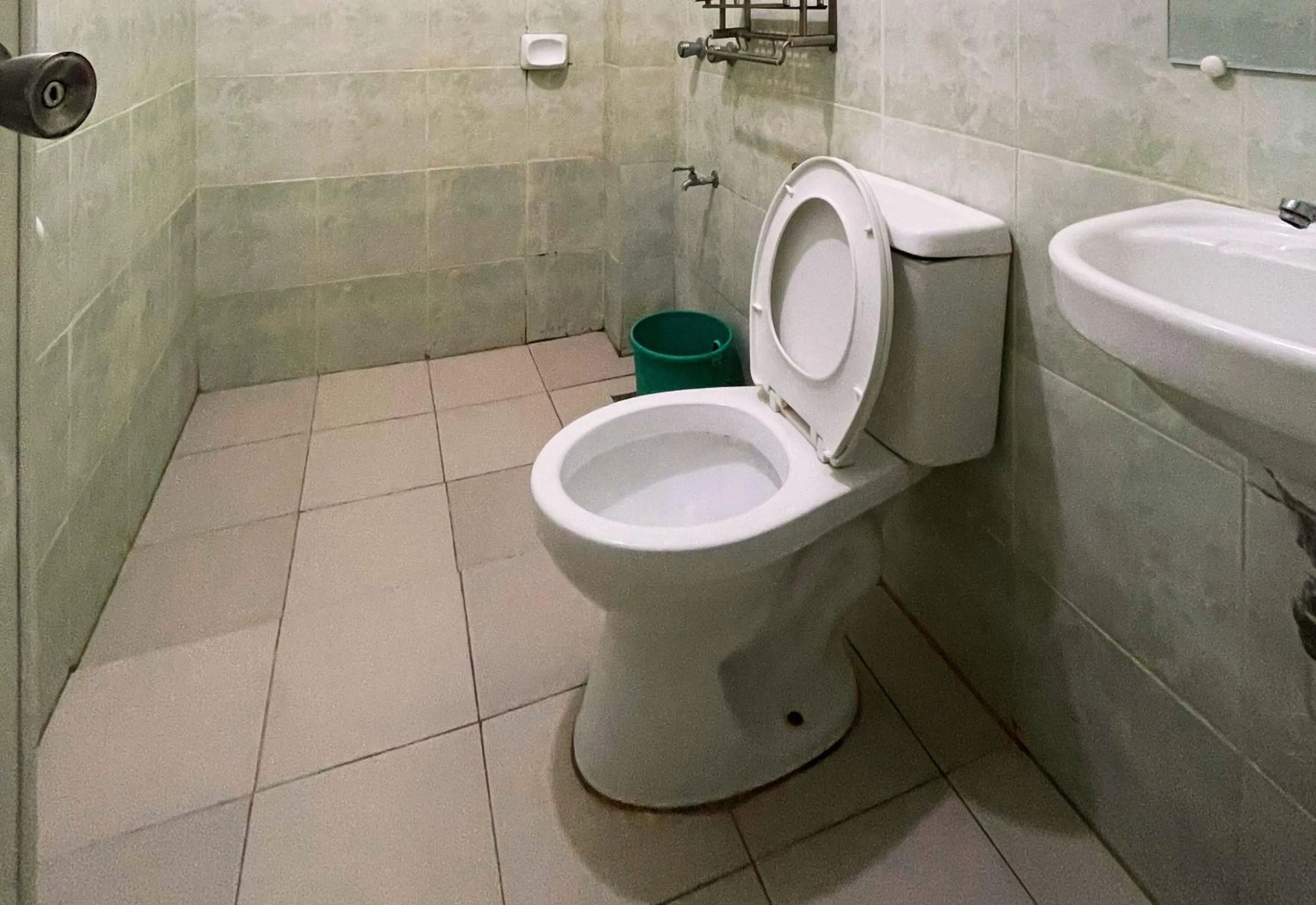 White Beach Hotel Puerto Galera powered by Cocotel