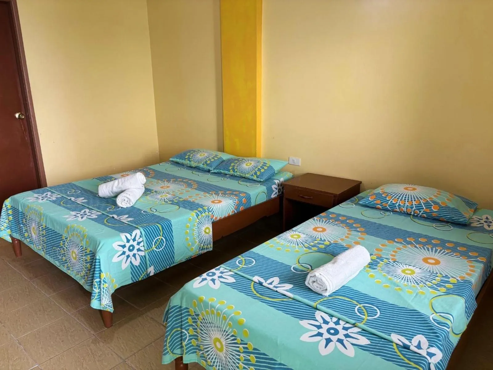 Bed in White Beach Hotel Puerto Galera powered by Cocotel