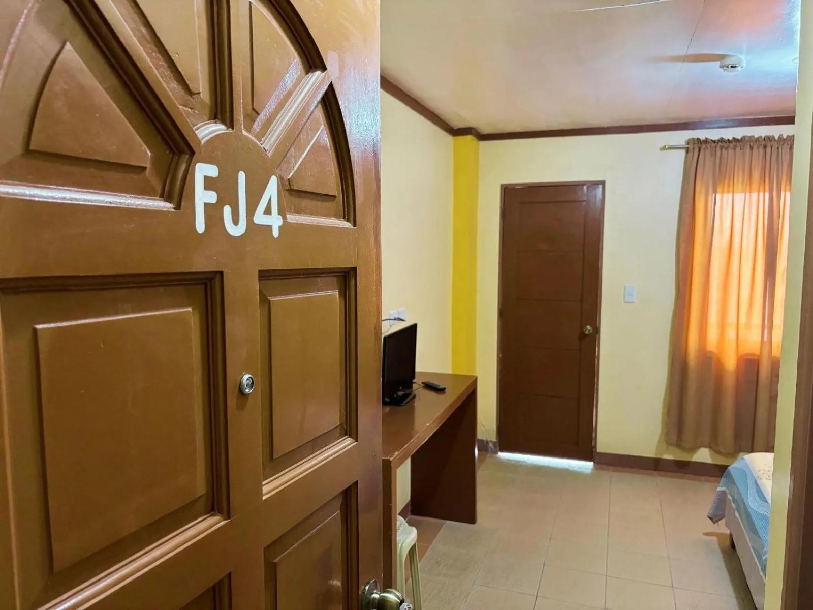 White Beach Hotel Puerto Galera powered by Cocotel