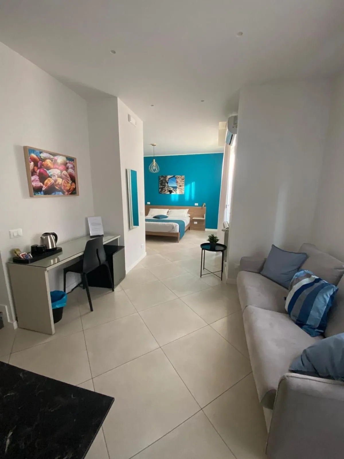 Bedroom, Bed in Maqueda Suites