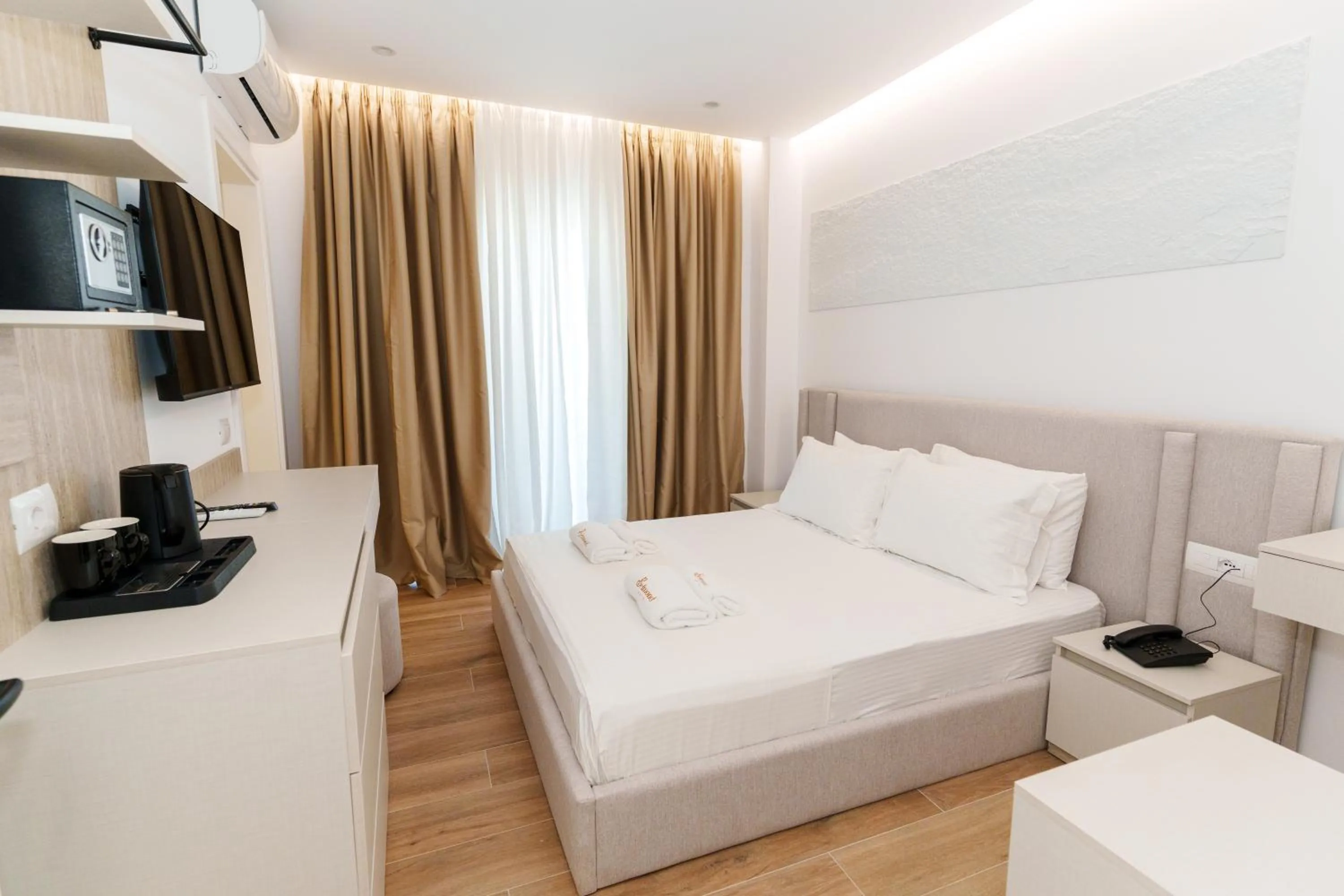 Bed in Belmond Hotel