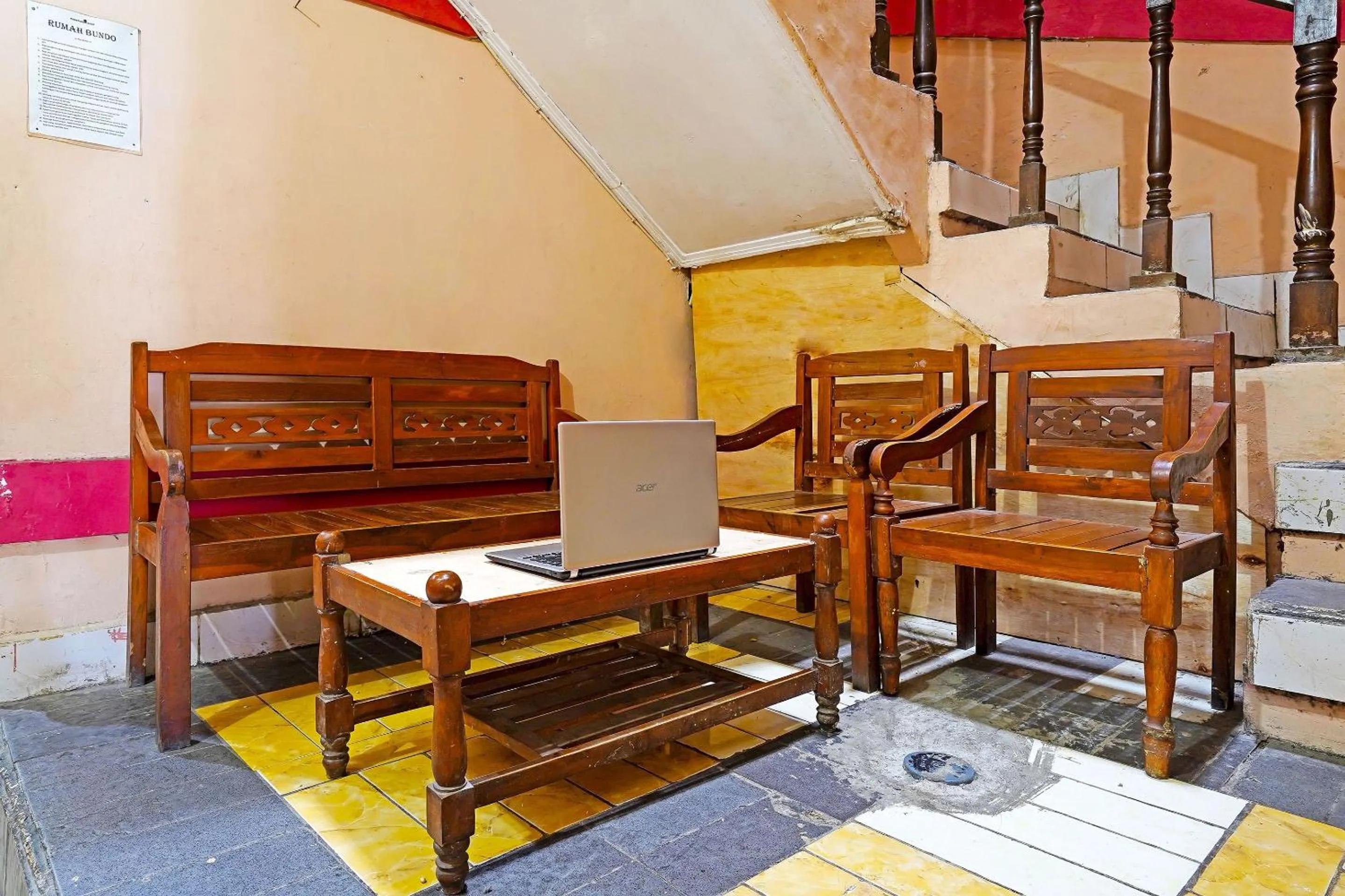 Lobby or reception in Hotel O Rumah Bundo Syariah