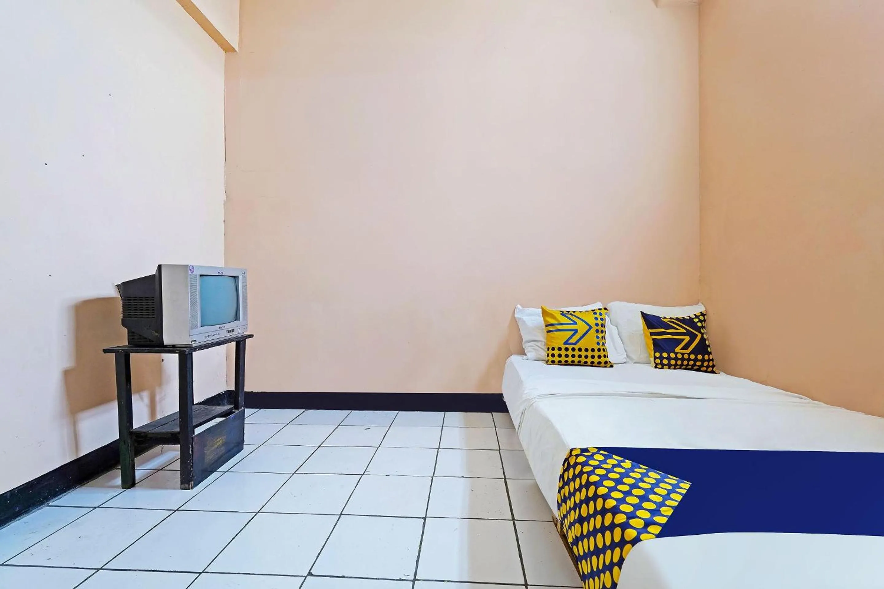 Bedroom in Hotel O Rumah Bundo Syariah