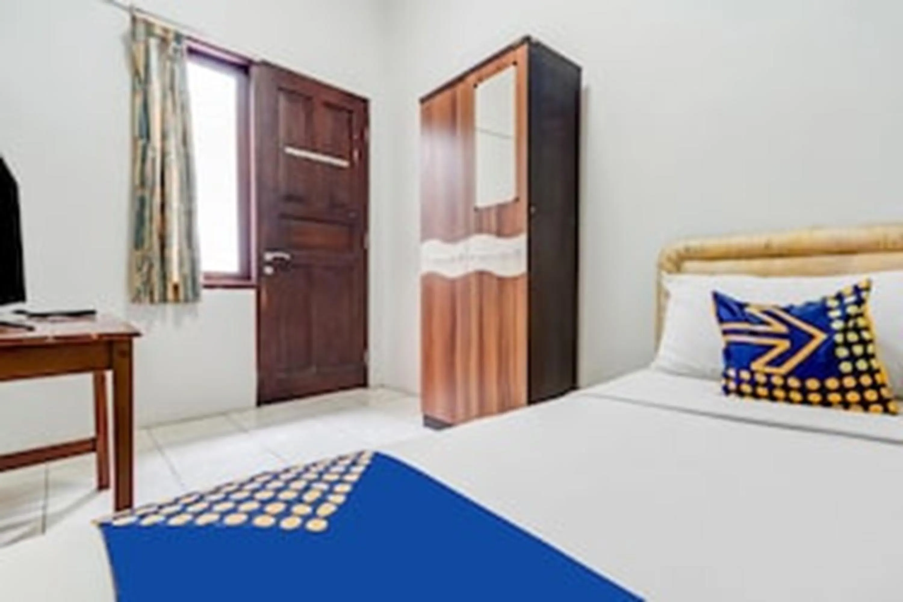 TV and multimedia, Bed in Hotel O Dago Near Bandung Zoo Formerly Chatter Place