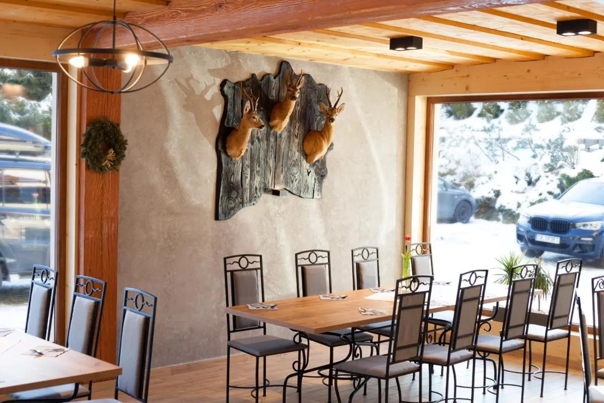 Restaurant/places to eat in Hotel Fero Lux