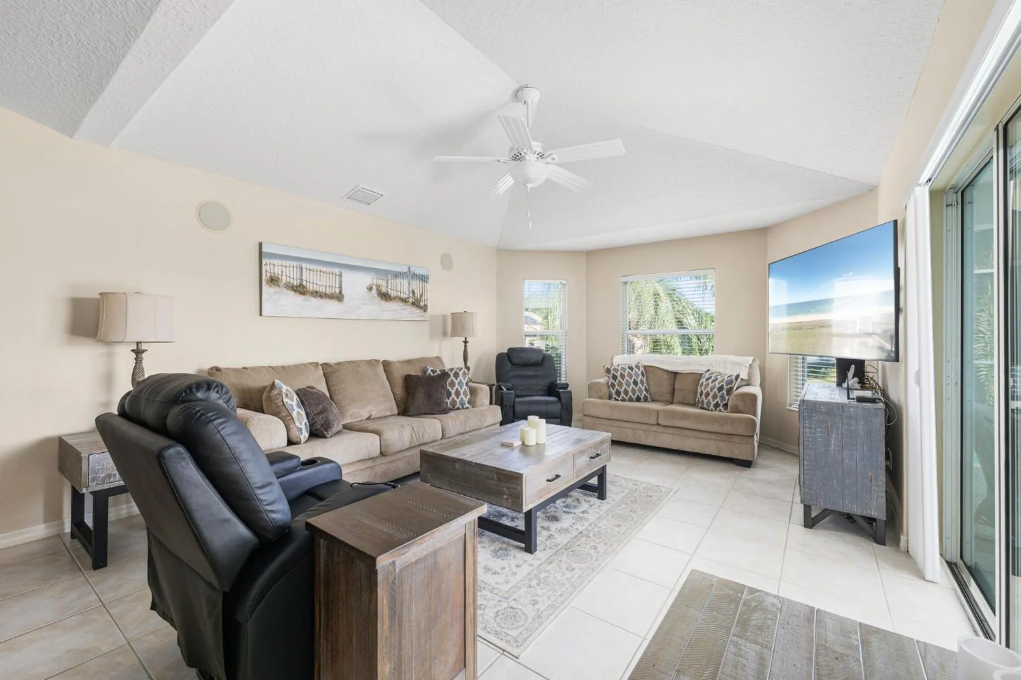 Property building in Dock Holliday