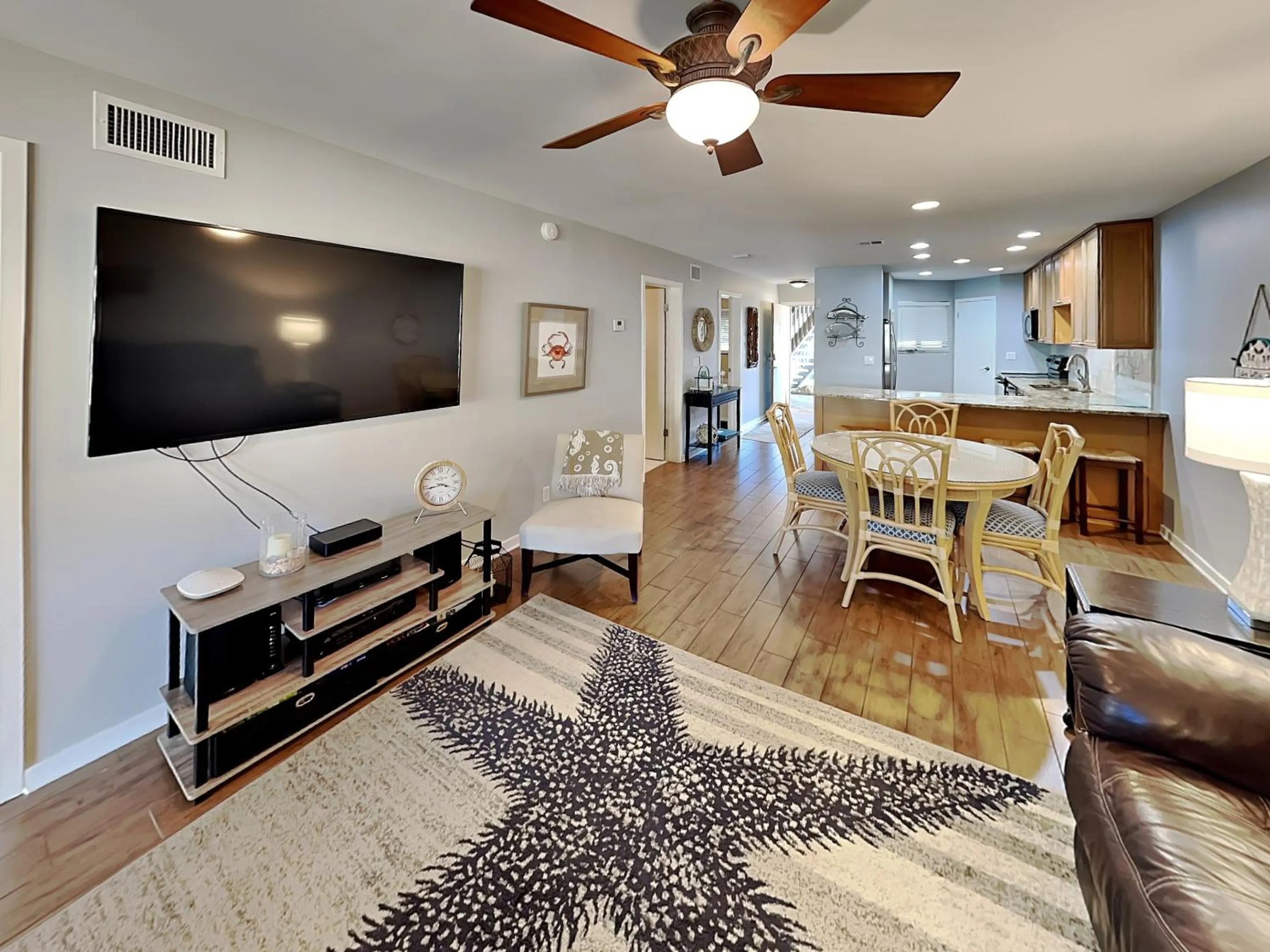 TV and multimedia in Hibiscus 101 D