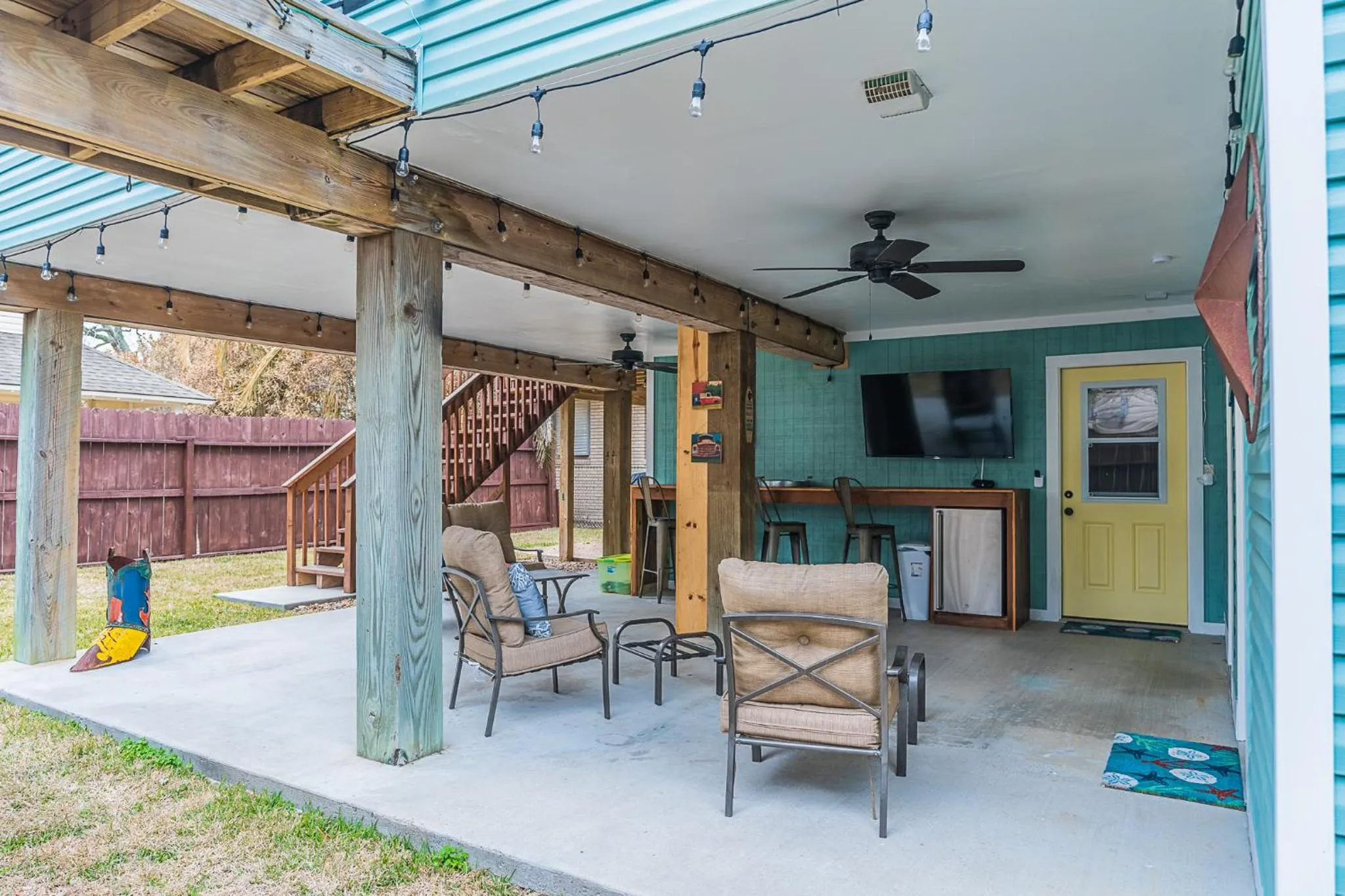 Property building in The Blue Flamingo