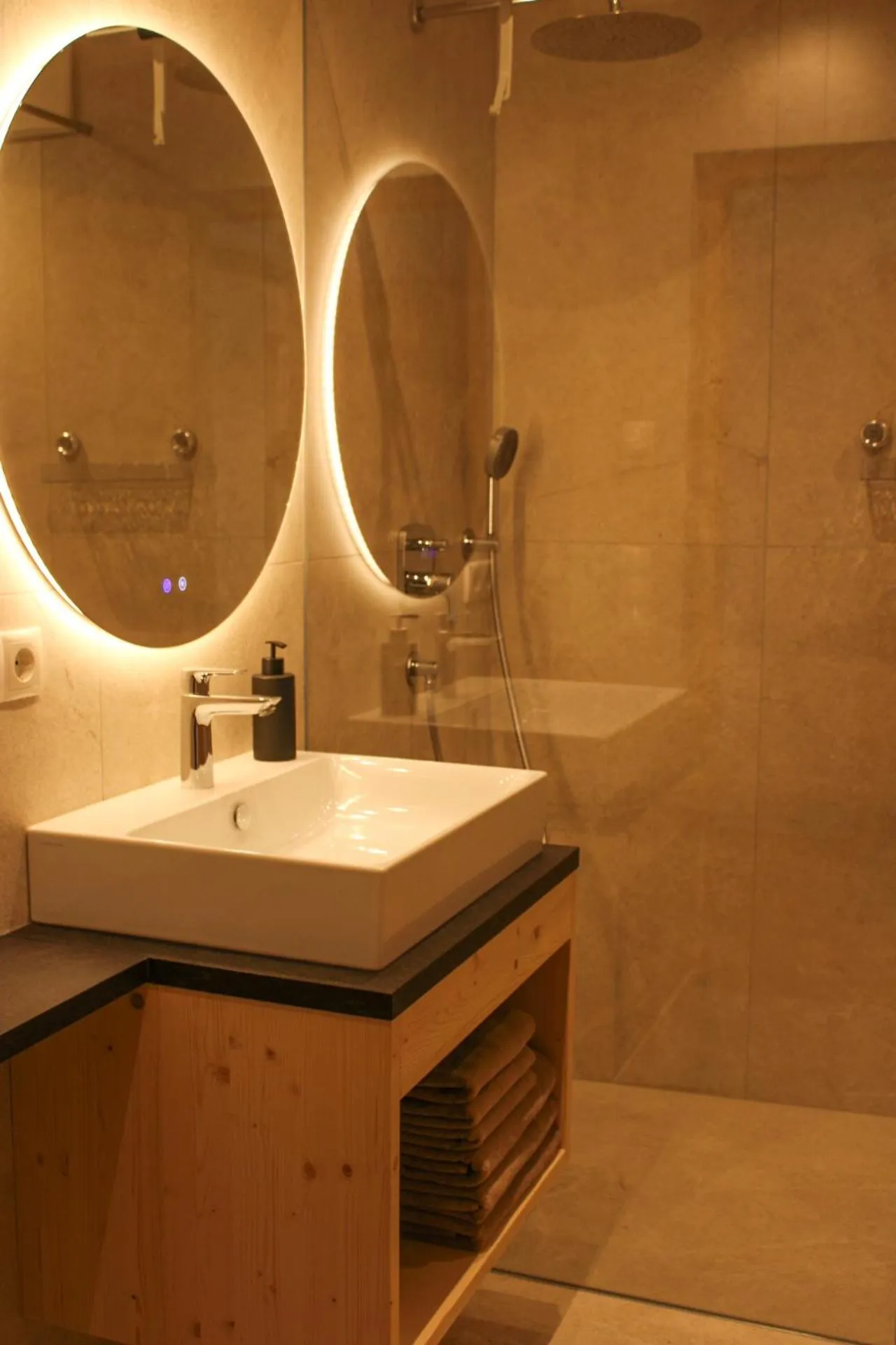 Bathroom in Residence Klementhof