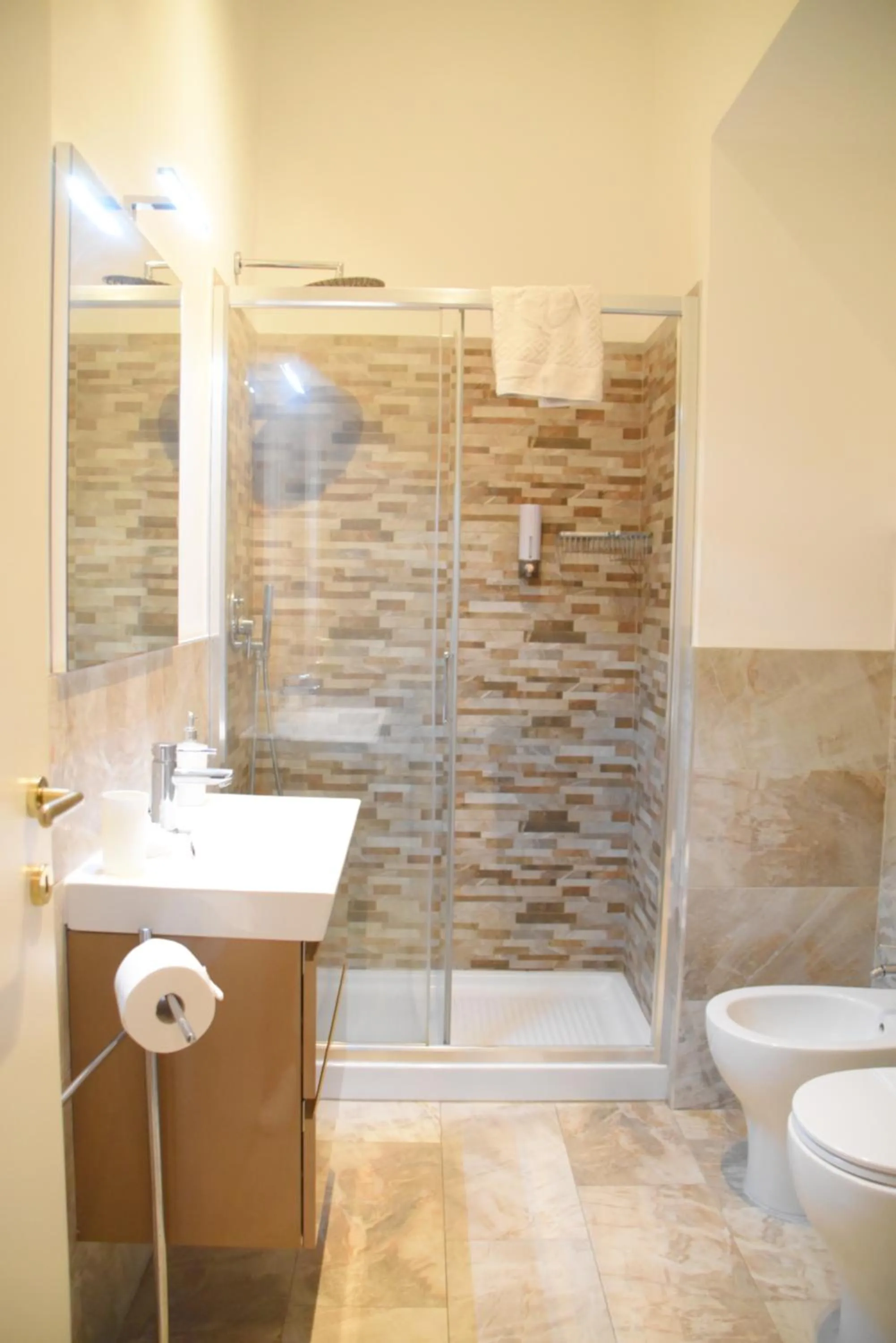 Shower in Residence Montanelli