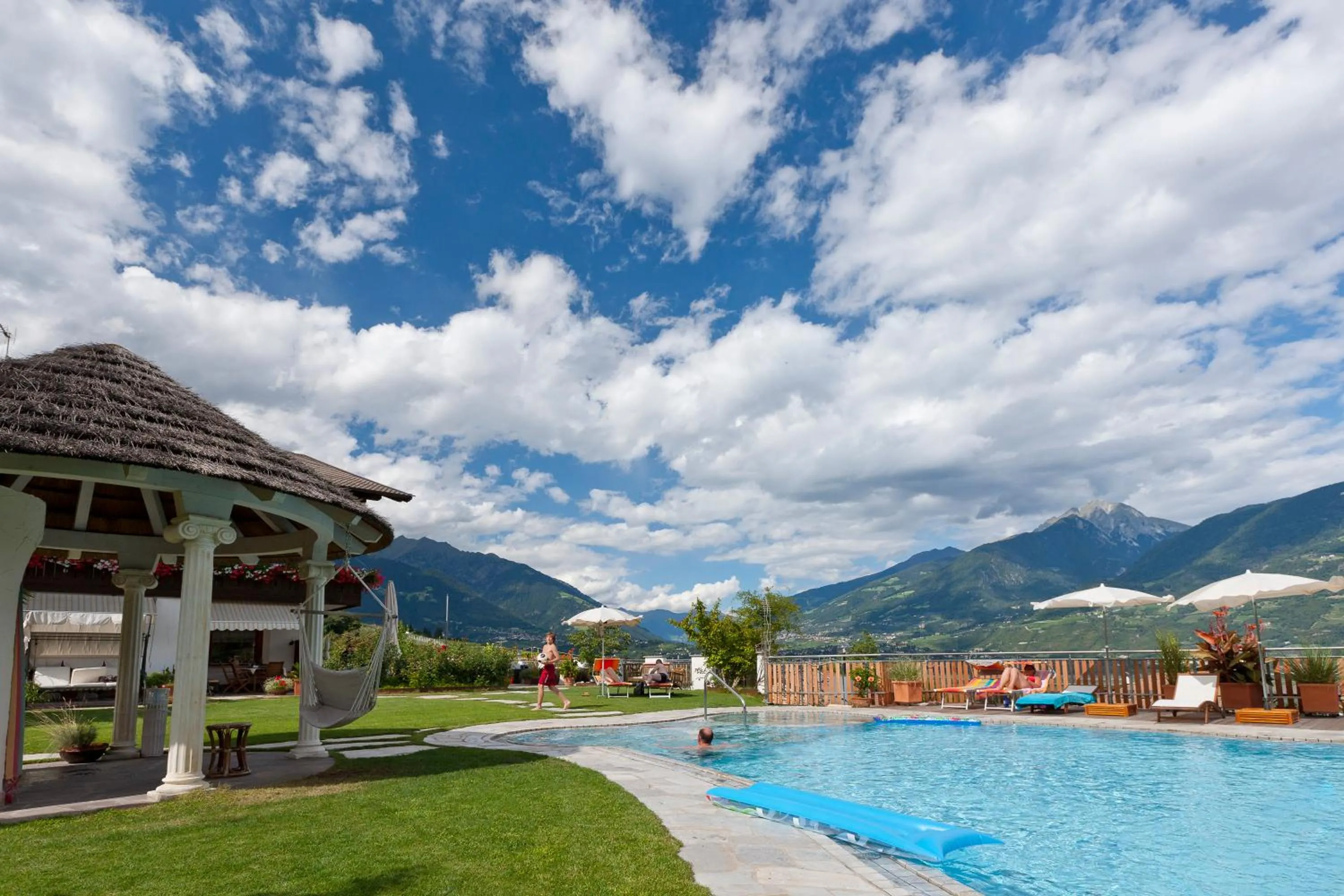 Garden in Hotel & Appartement Valtnaungut