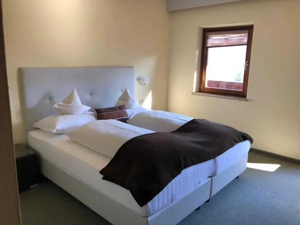 Bed in Hotel & Appartement Valtnaungut