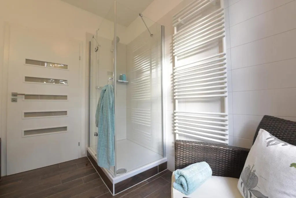 Shower, Bed in Sommers Hotel Altes Posteck