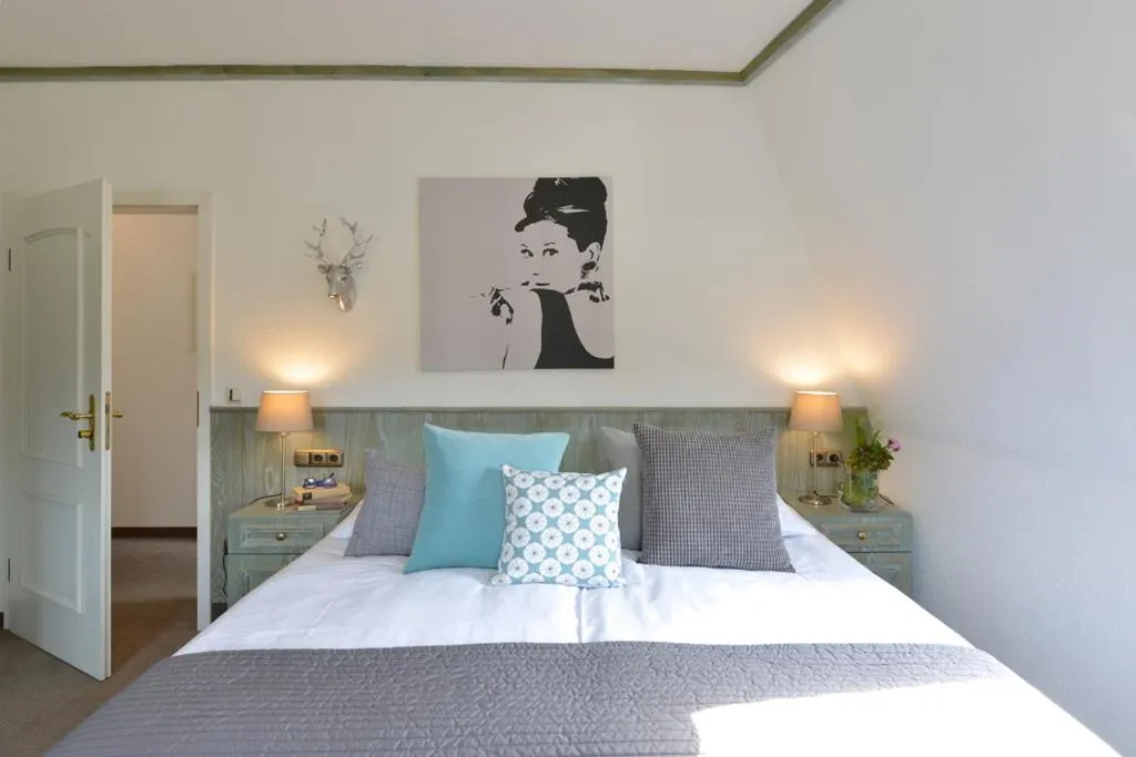 Bed in Sommers Hotel Altes Posteck