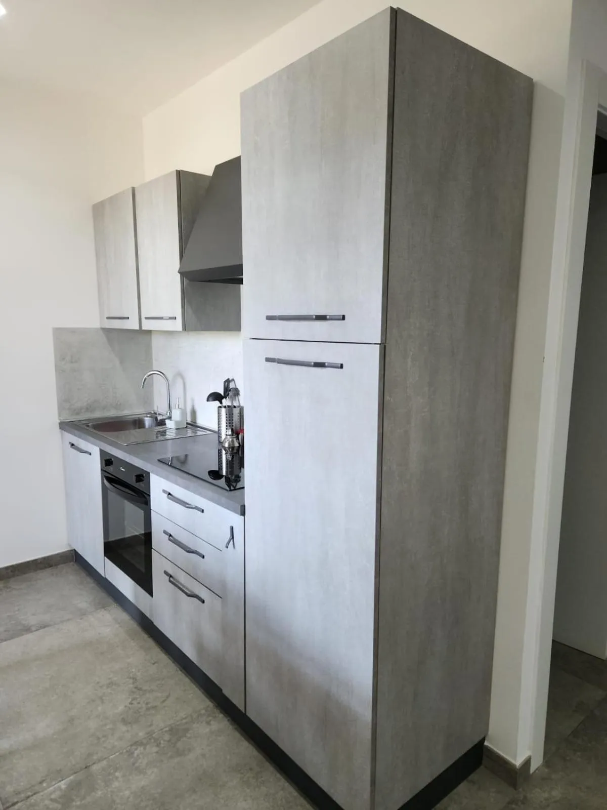 Kitchen or kitchenette in Residence la Pace - Pool & Relax