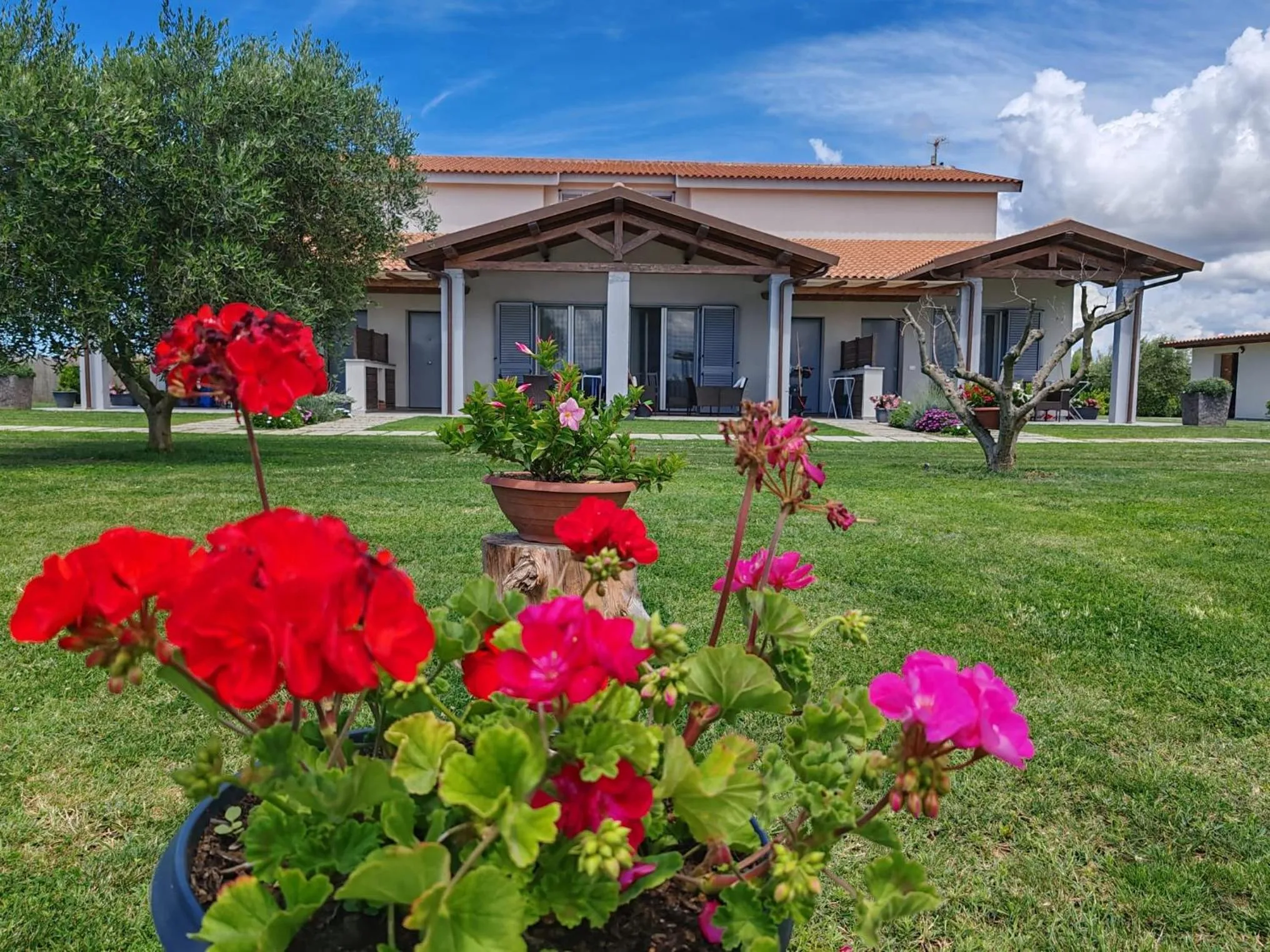 Property building in Residence la Pace - Pool & Relax