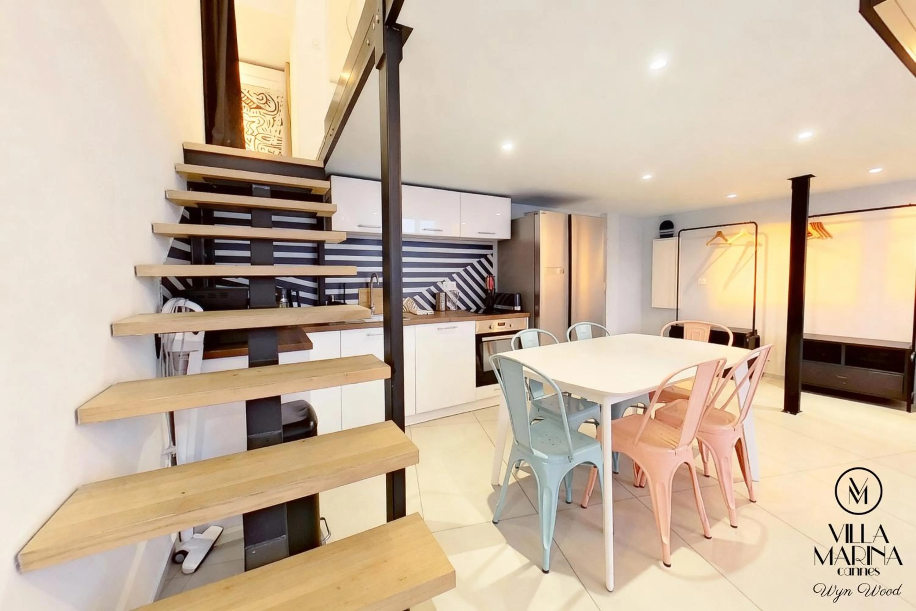 Kitchen or kitchenette in VILLA MARINA CANNES