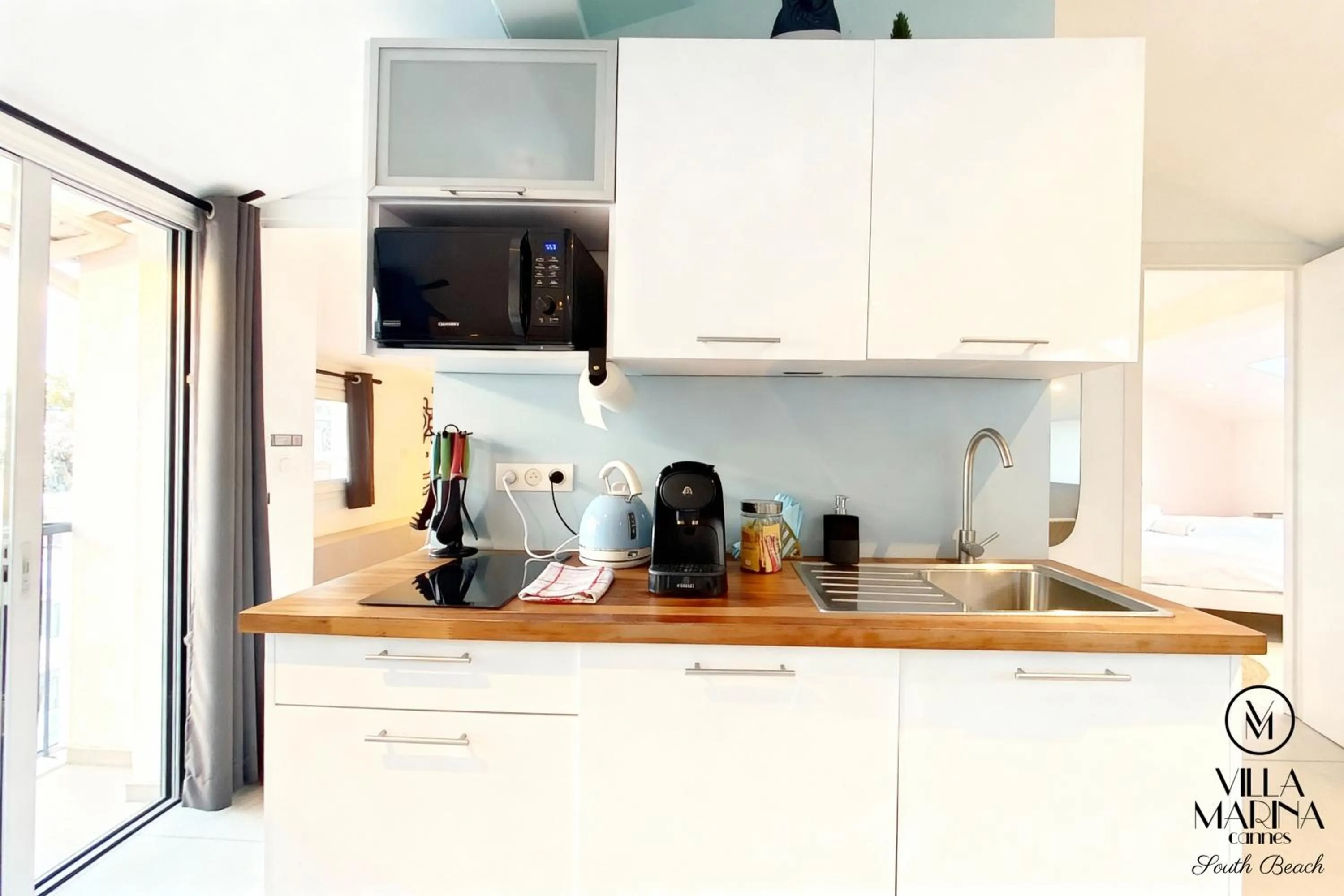Kitchen or kitchenette in VILLA MARINA CANNES