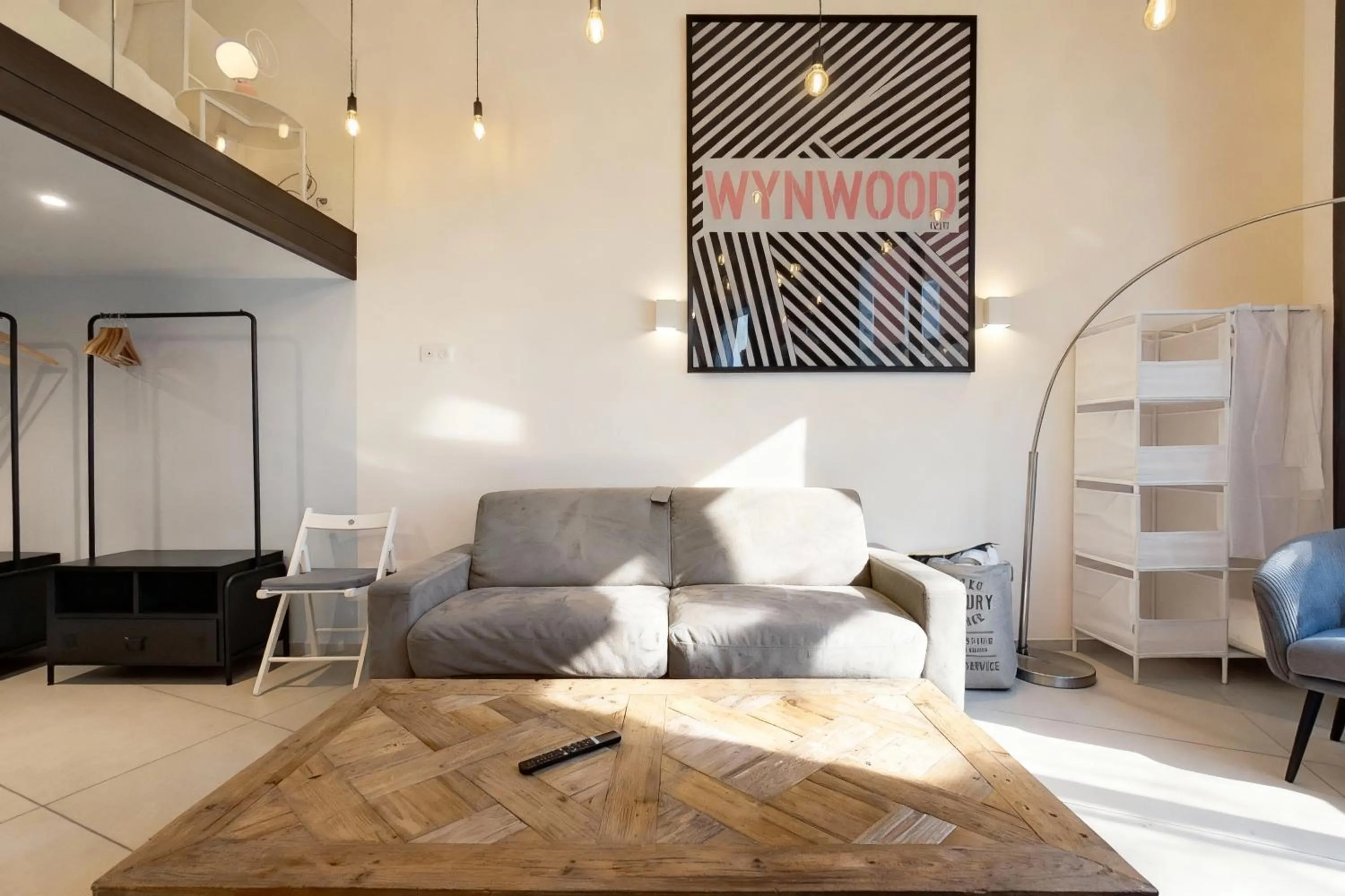 Living room, Bed in VILLA MARINA CANNES