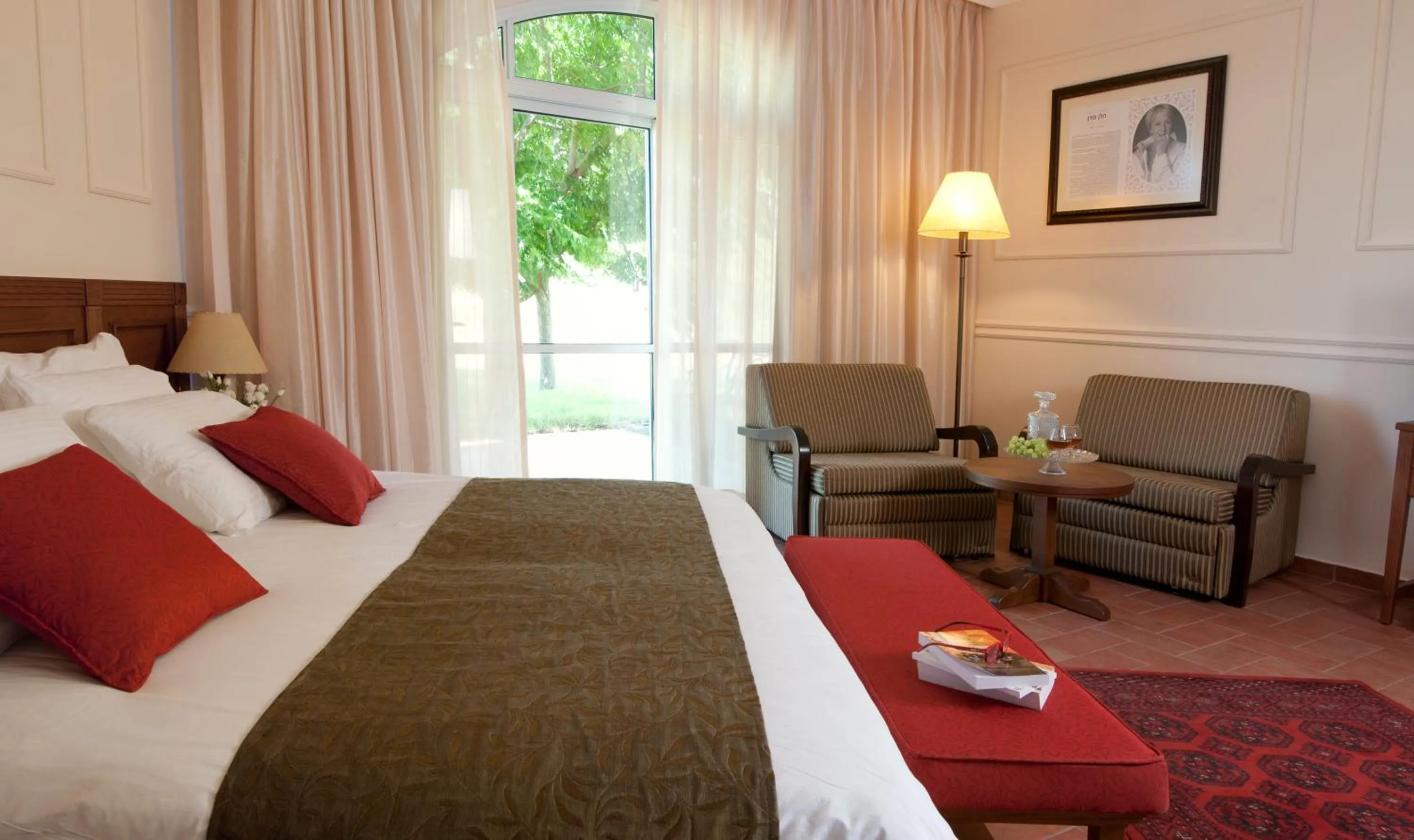 Bed in Pastoral Hotel - Kfar Blum