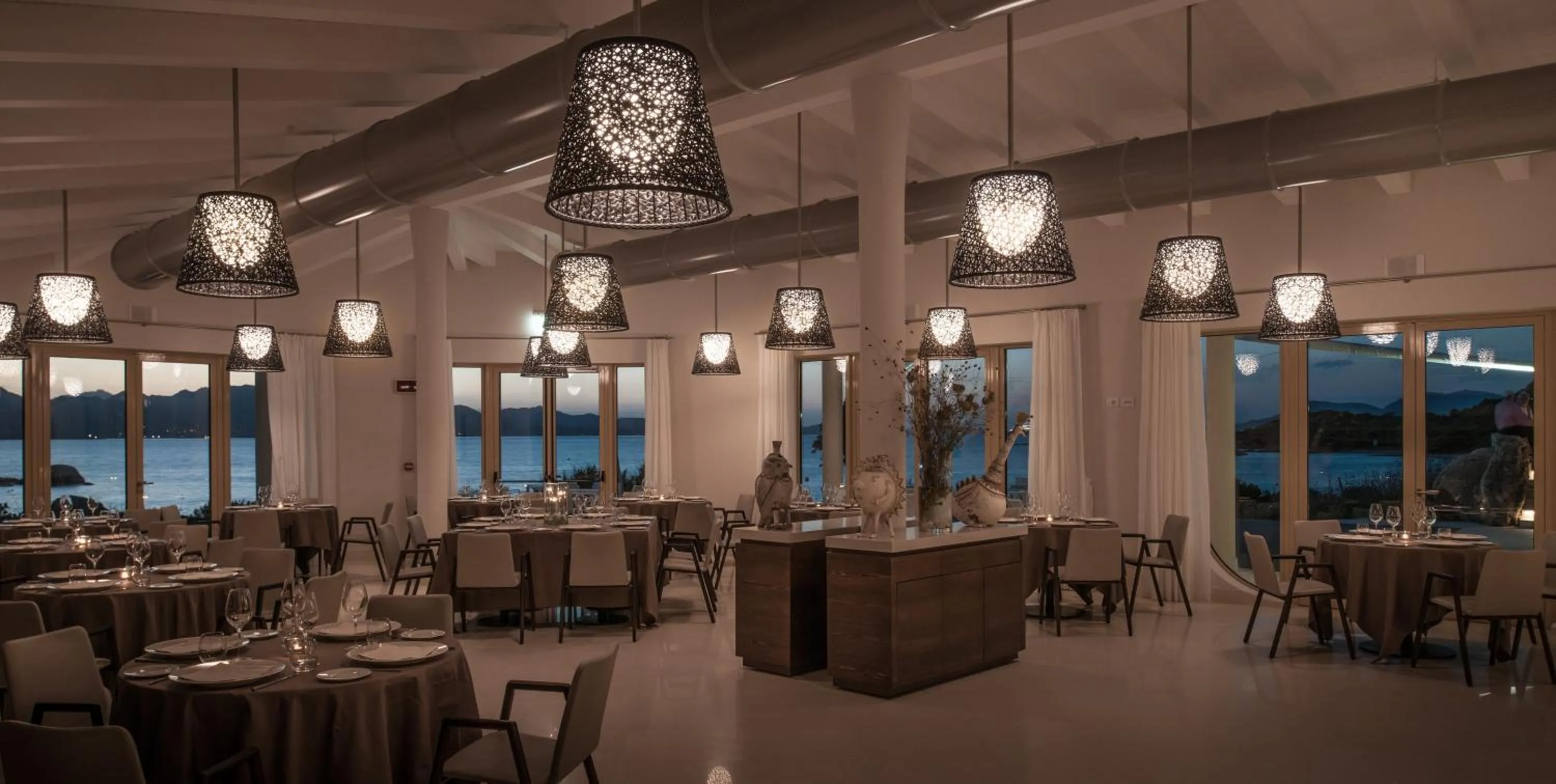 Restaurant/places to eat in Cala Cuncheddi - VRetreats