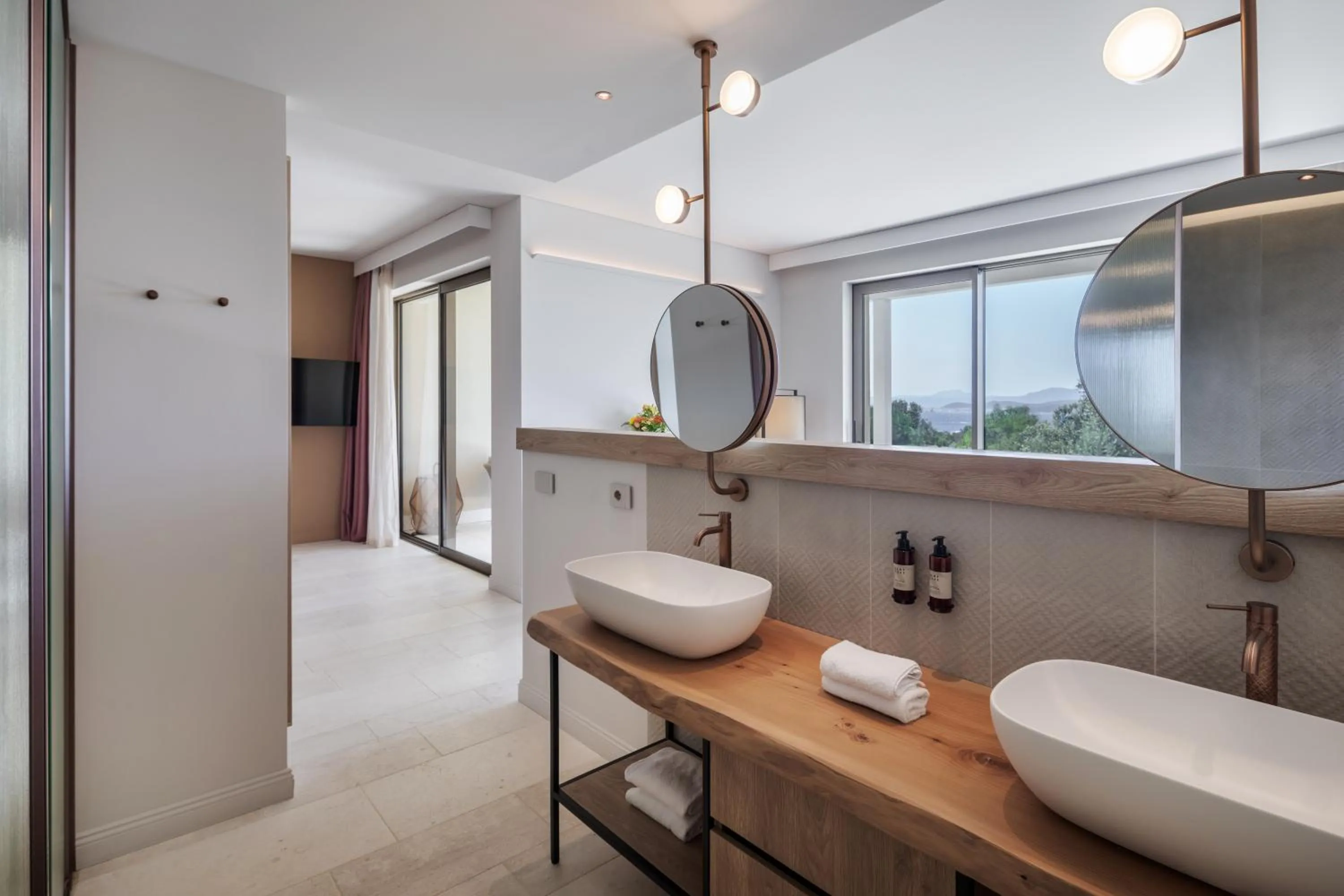 Bathroom in Cala Cuncheddi - VRetreats