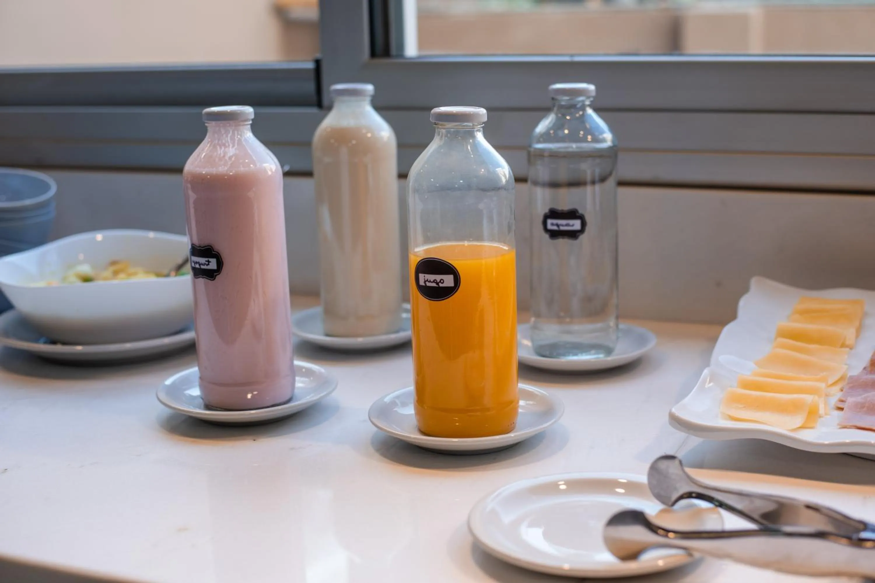 Buffet breakfast in Gran Hotel Dakar