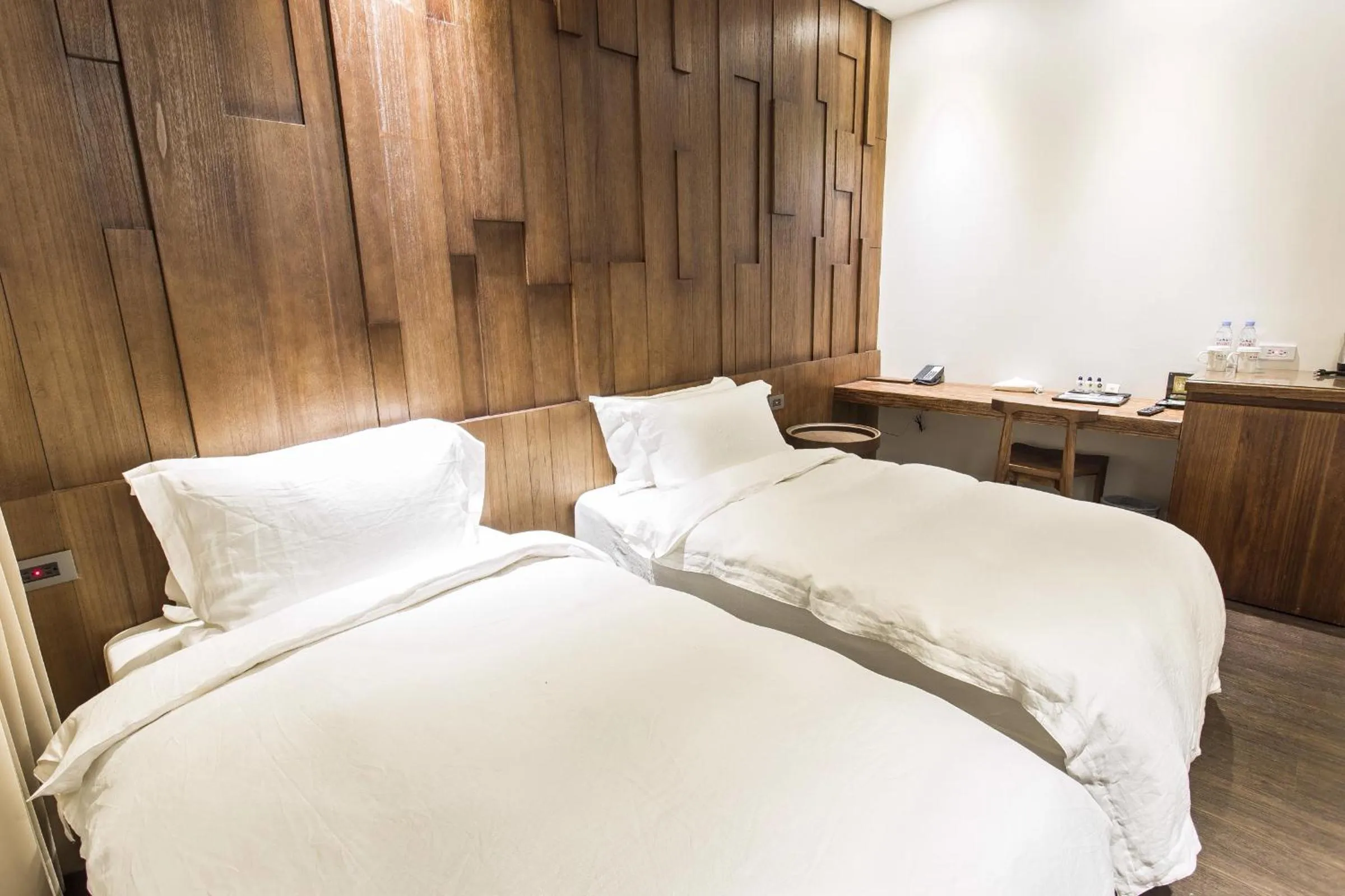 Photo of the whole room, Bed in The Tree House