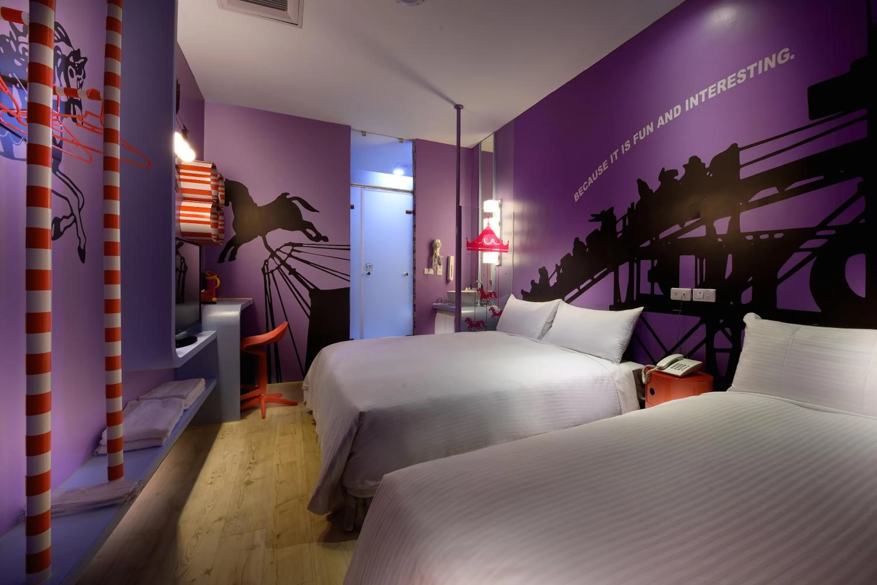 Photo of the whole room, Bed in NL Concept Hotel