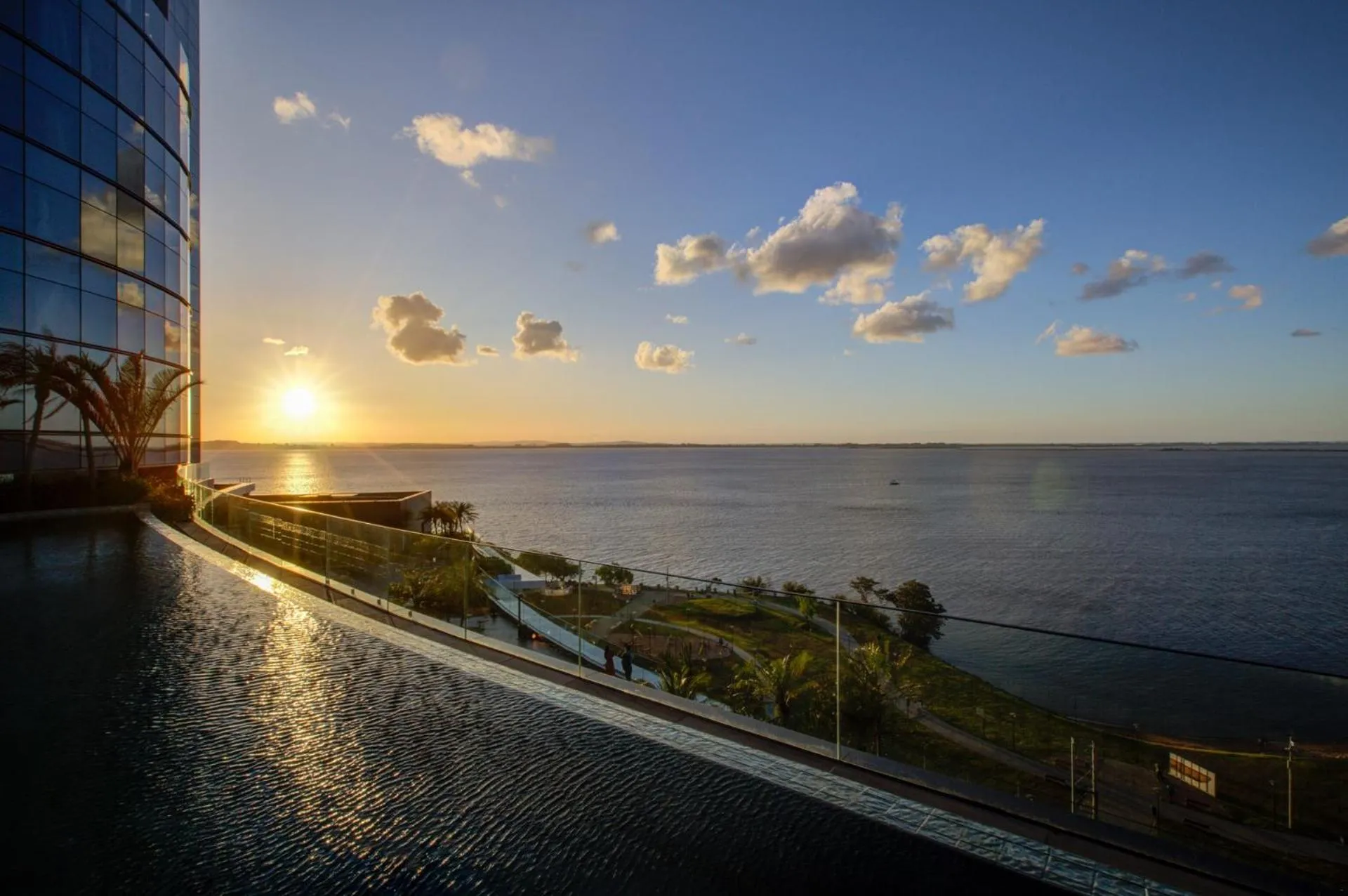 Sunset in DoubleTree by Hilton Porto Alegre
