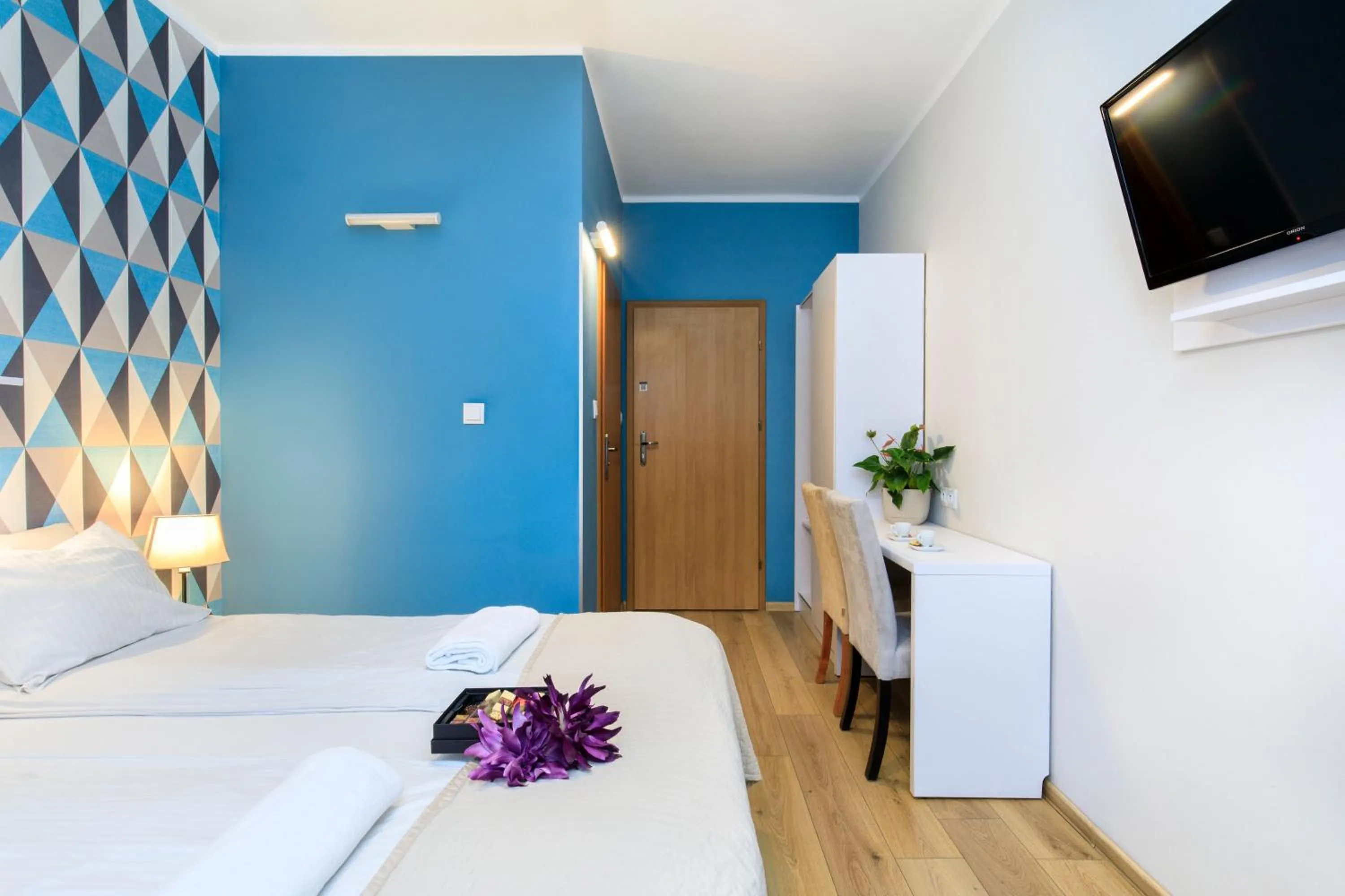 TV and multimedia, Bed in Premium Hostel