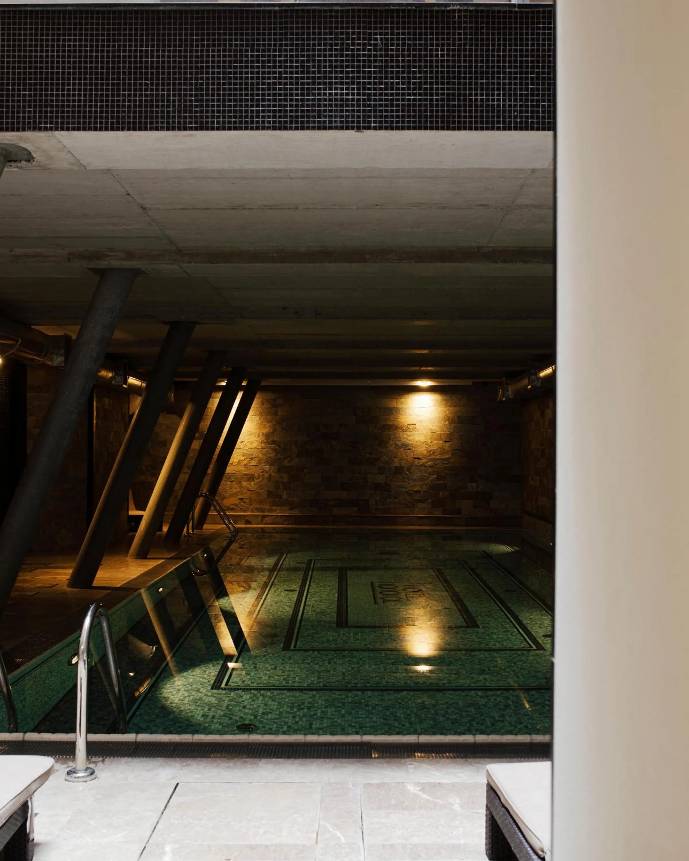 Pool view in Hotel Monopol